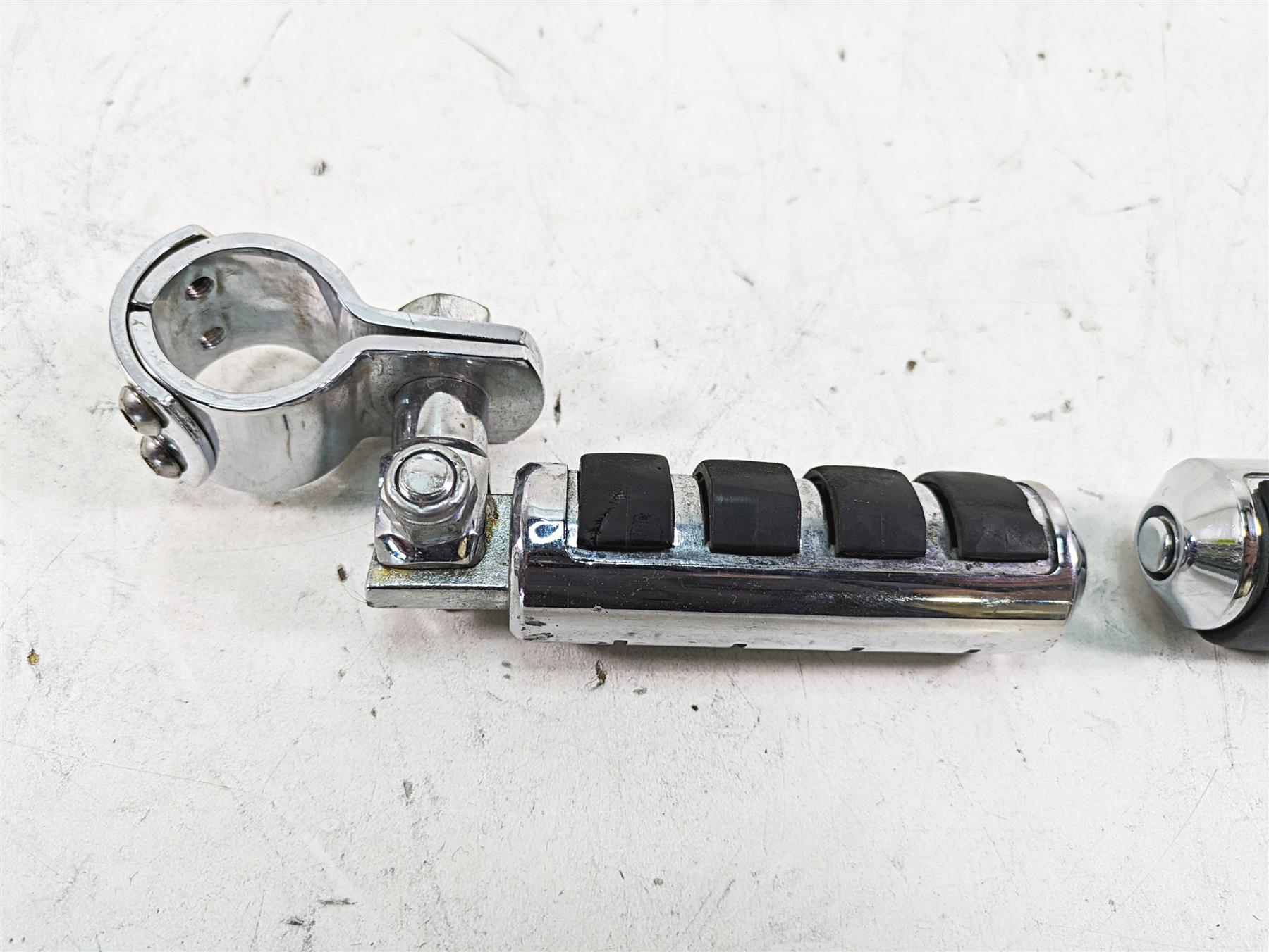 2010 Harley Touring FLHTCU Electra Glide Highway Foot Peg Footpeg Set {{ shop.shopifyCountryName }} - Mototech271