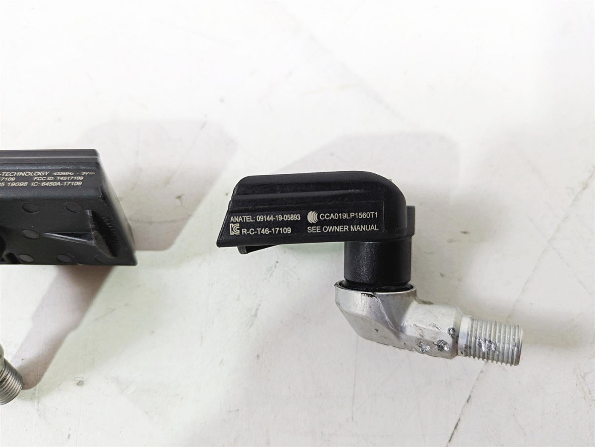 2022 KTM 1290 Super Adventure S Front Rear Tire Pressure Sensor Set 61912033000 {{ shop.shopifyCountryName }} - Mototech271