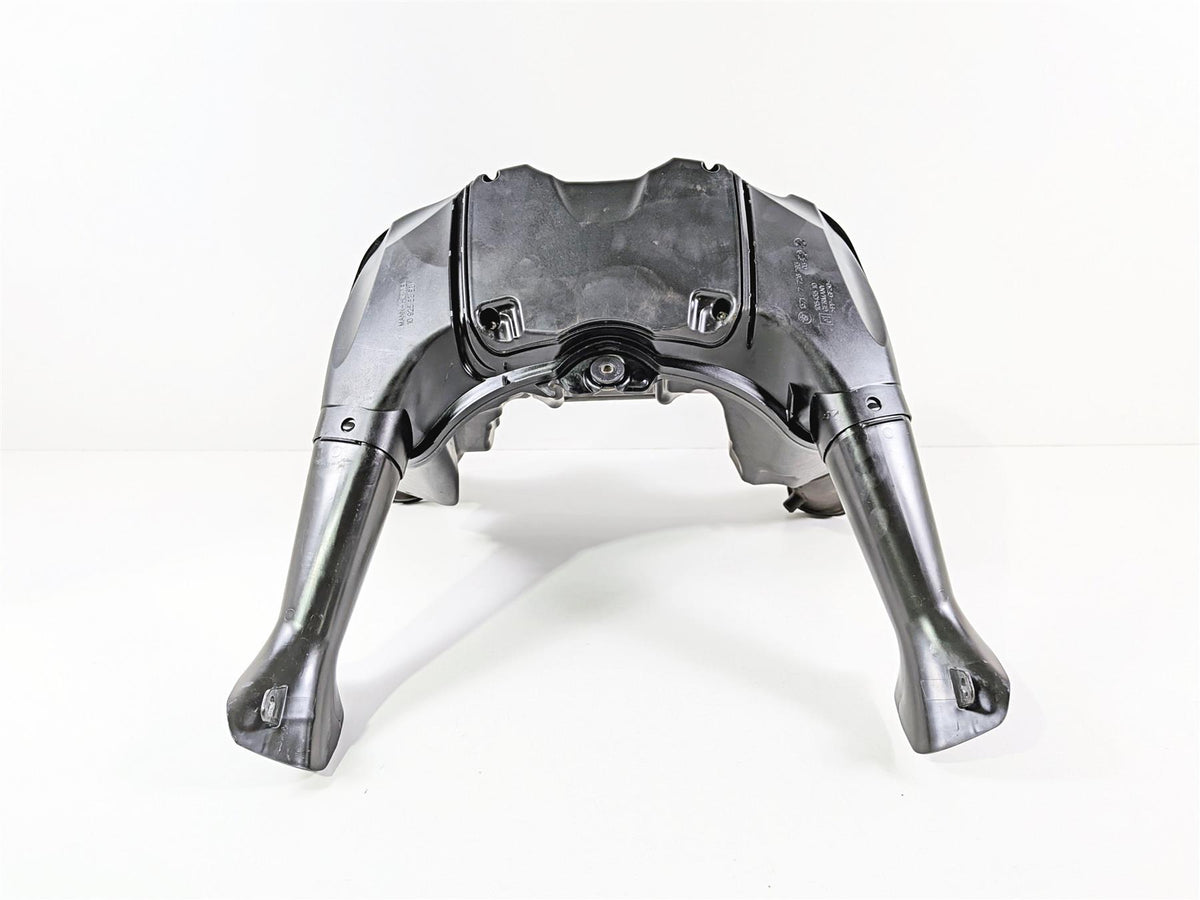 2015 BMW R1200GS K50 Air Box Cleaner Breather Filter & All Tubes 13717726792 {{ shop.shopifyCountryName }} - Mototech271