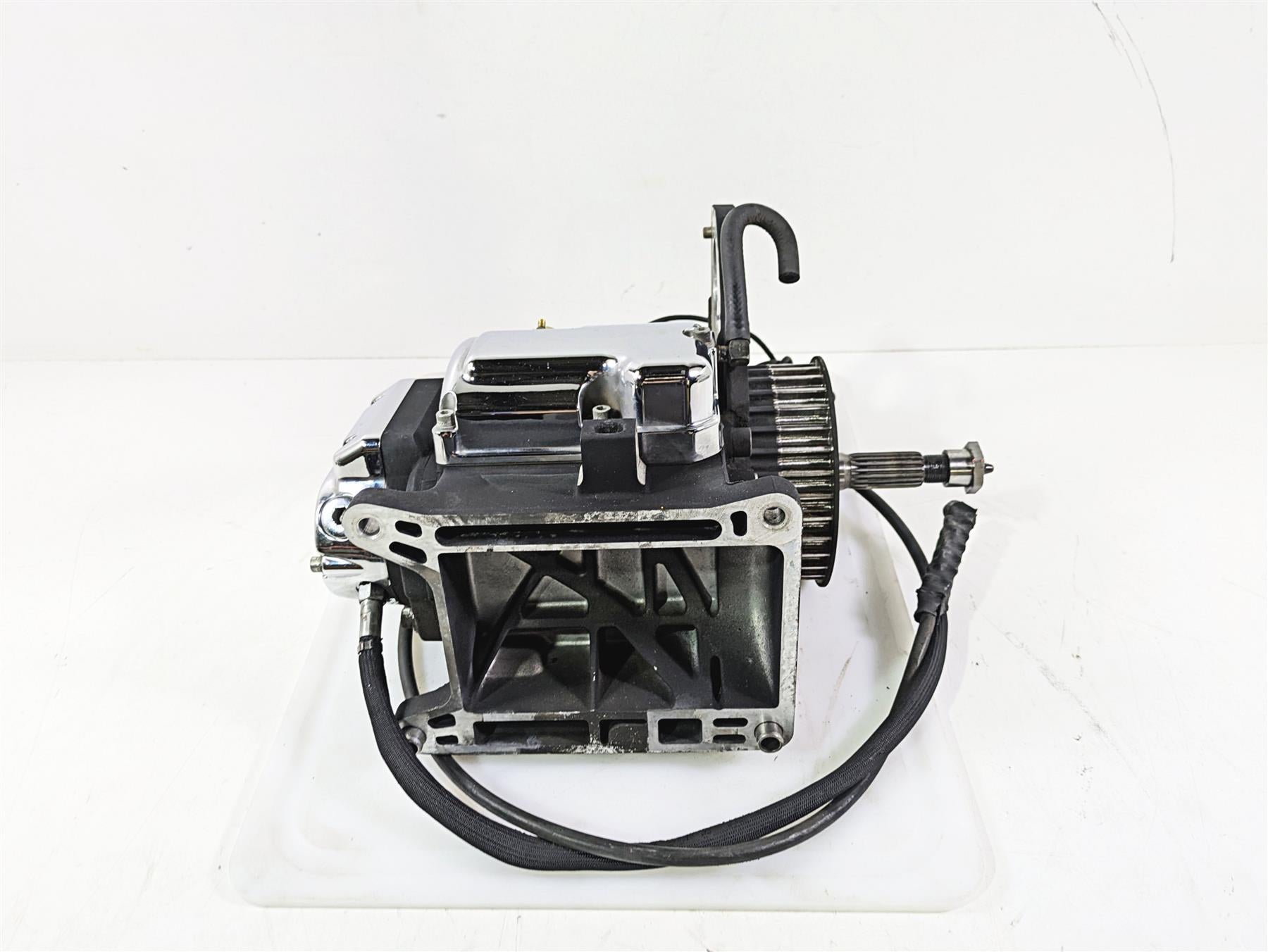 2004 Harley FLSTCI Softail Heritage Transmission Gear Box 5 Speed 33006-04 {{ shop.shopifyCountryName }} - Mototech271