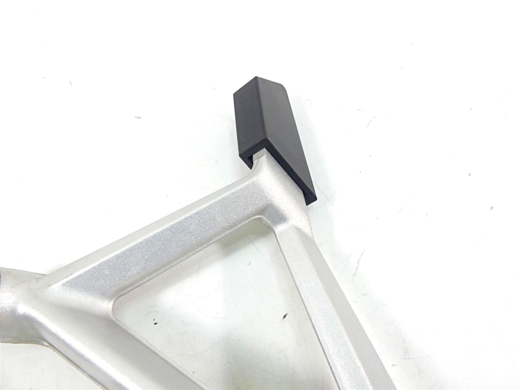2014 BMW R1200GS K50 Rear Passenger Vario Case Foot Peg Set 46718526741 {{ shop.shopifyCountryName }} - Mototech271