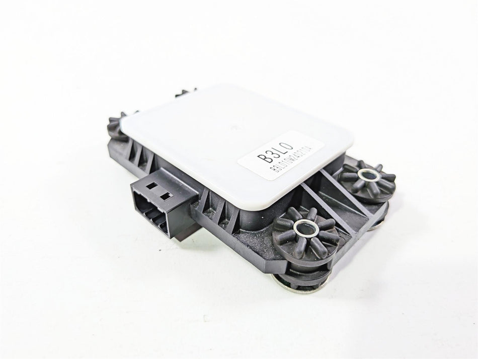 2022 Yamaha YZF R1 R1M RN65 Traction Control Module B3L-8593A-01-00 B3L-8593A-02-Mototech271