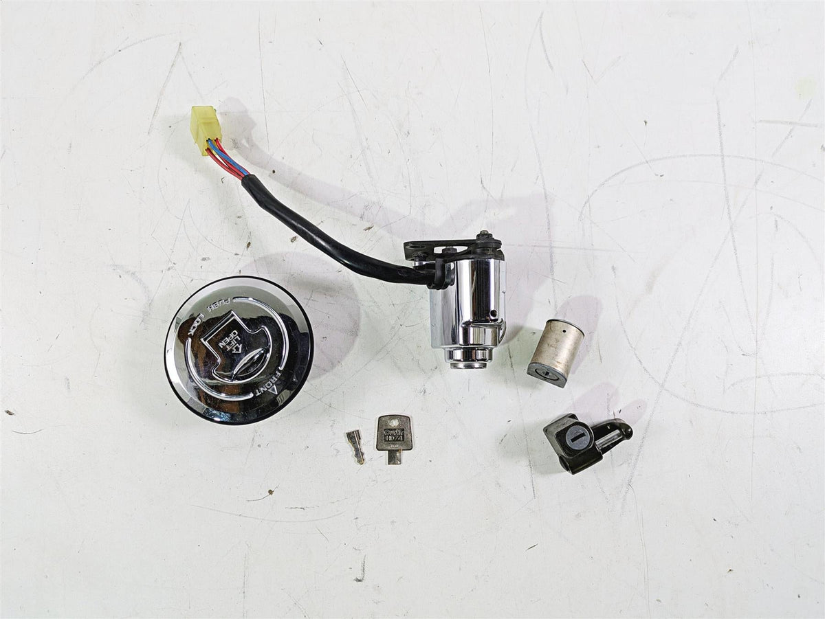 2002 Honda V-Twin VTX1800 C Ignition Switch Key Lock Set READ 35100-MCH-000 {{ shop.shopifyCountryName }} - Mototech271