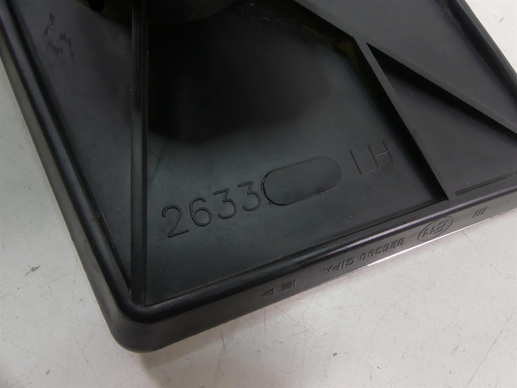 2011 Victory Vision Tour Left Speaker Cover Mirror Rear View Set 5436295 {{ shop.shopifyCountryName }} - Mototech271