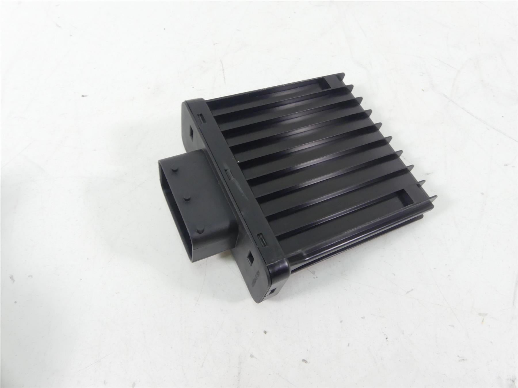 2016 BMW R1200RS K54 Basic Control Module Ecu 61358561773 {{ shop.shopifyCountryName }} - Mototech271