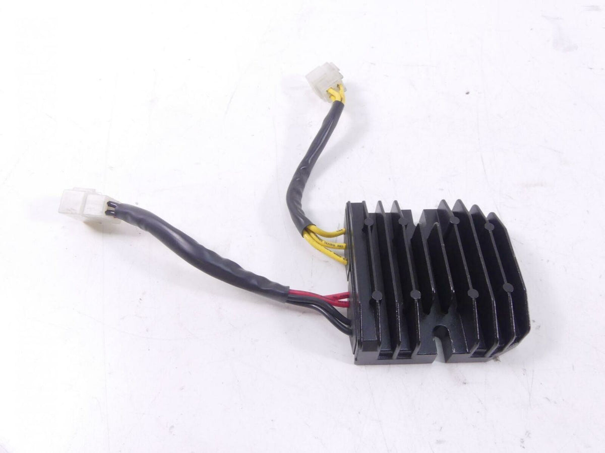 2009 Triumph Street Triple 675R Rectifier Voltage Regulator T1300675 {{ shop.shopifyCountryName }} - Mototech271