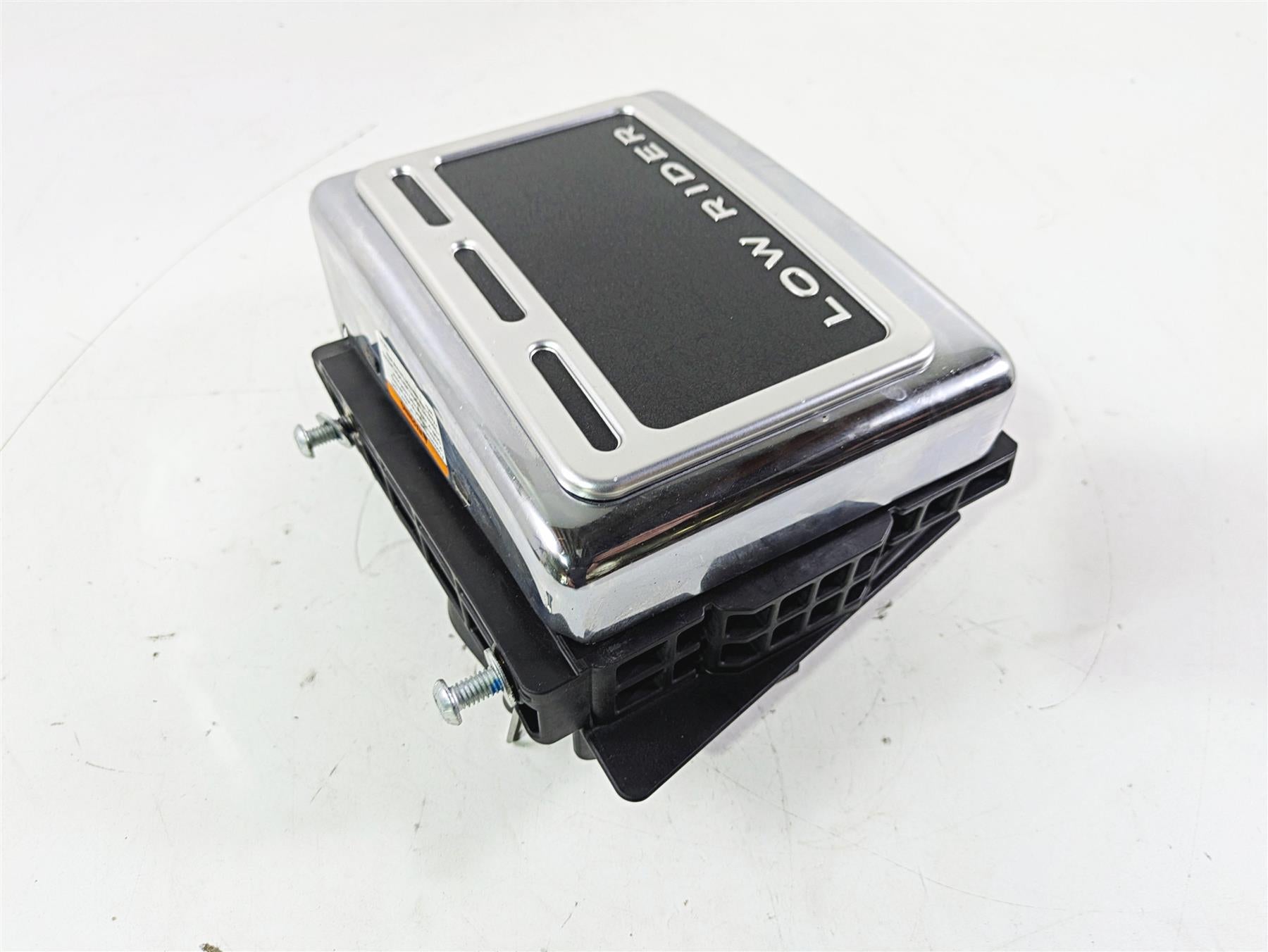 2015 Harley FXDL Dyna Low Rider Battery Tray & Cover 70379-06B {{ shop.shopifyCountryName }} - Mototech271