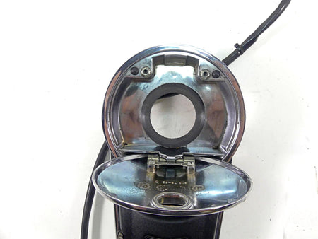 2004 Harley Touring FLHTCUI Electra Glide Fuel Tank Dash Cover 61270-98A {{ shop.shopifyCountryName }} - Mototech271