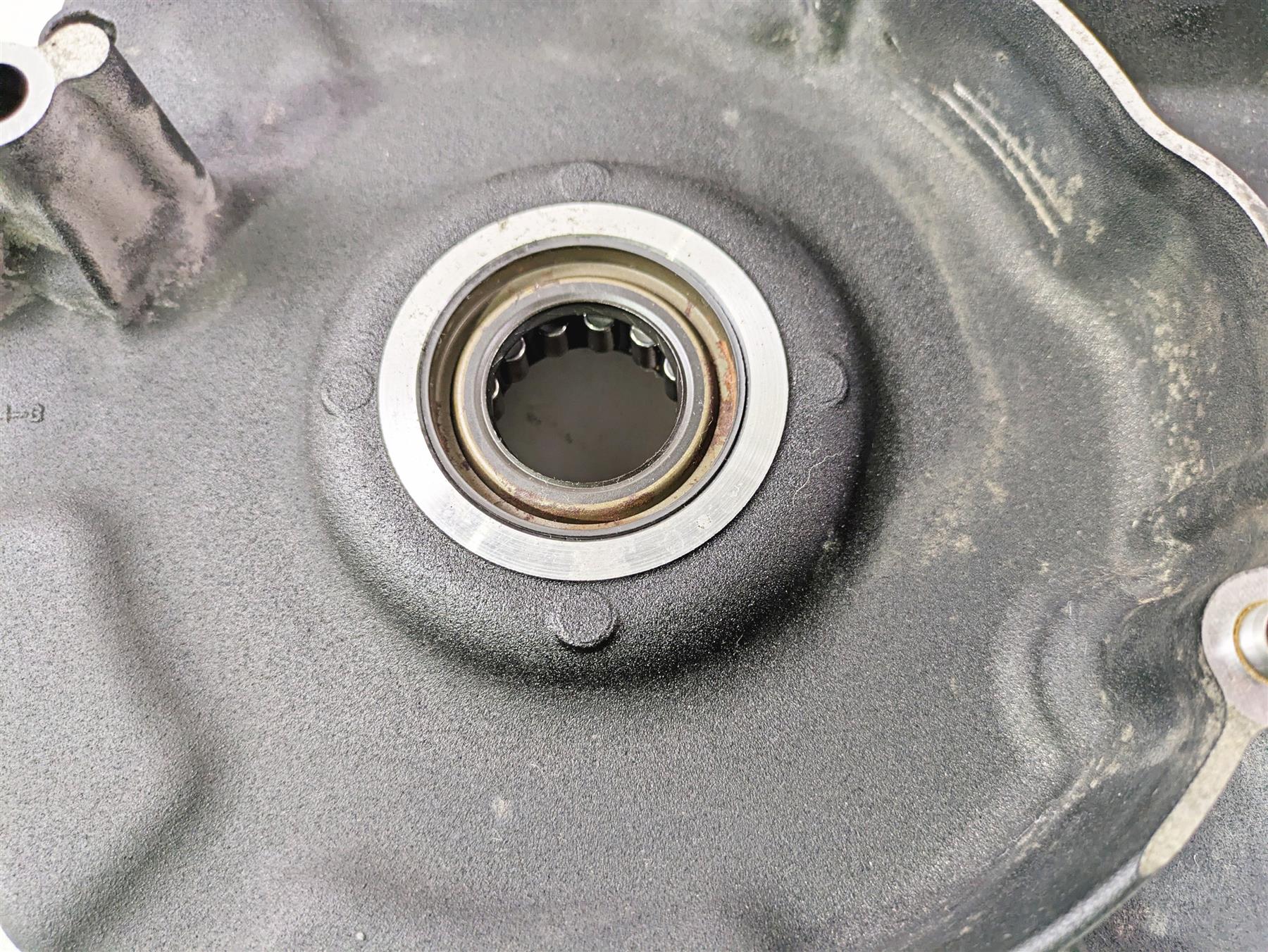 2016 Harley Touring FLHR Road King Inner Primary Drive Clutch Cover 60677-07A {{ shop.shopifyCountryName }} - Mototech271
