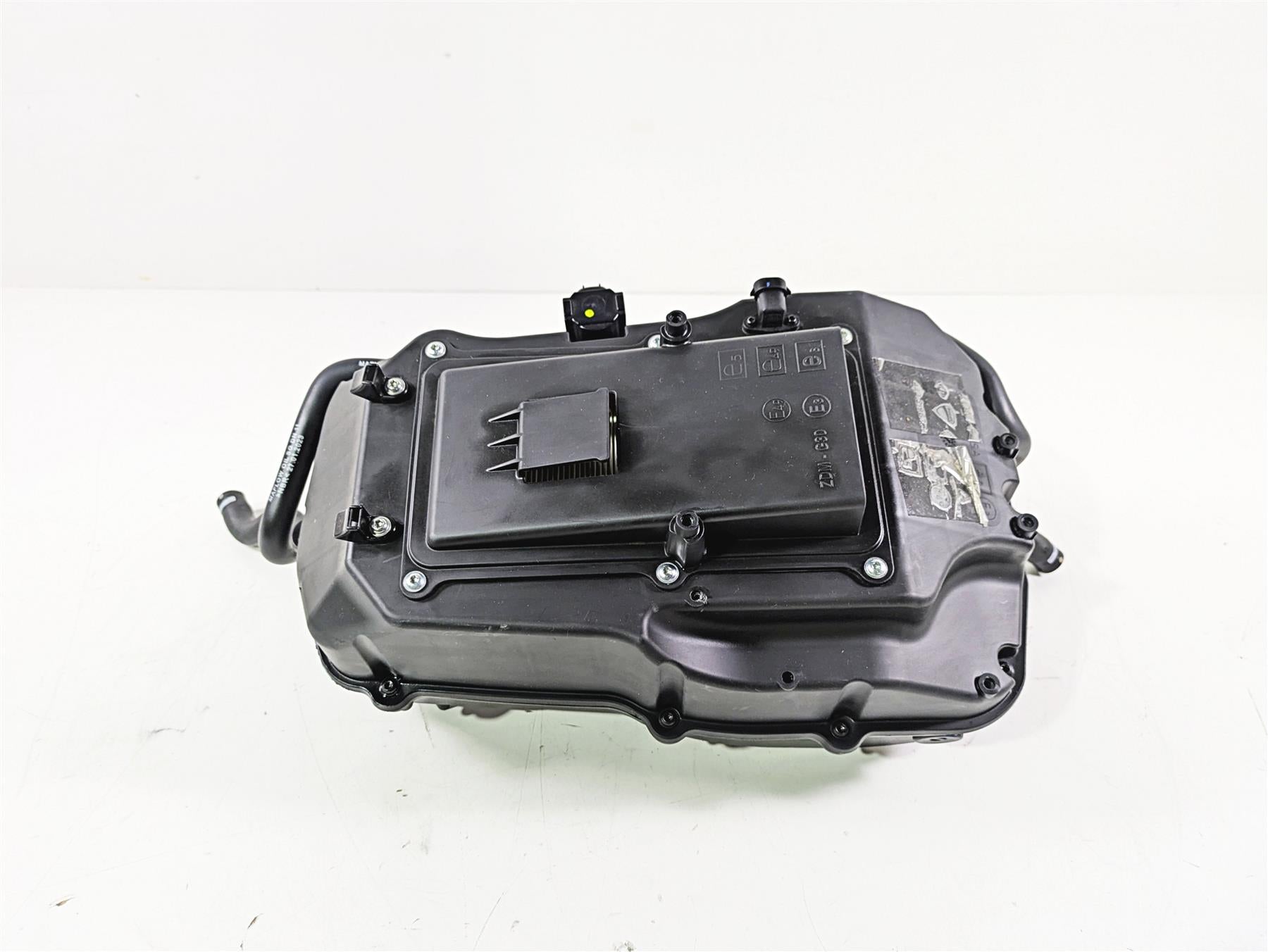 2023 Ducati Monster 937 SP Air Cleaner Breather Filter Box 44219673A 44219665A {{ shop.shopifyCountryName }} - Mototech271