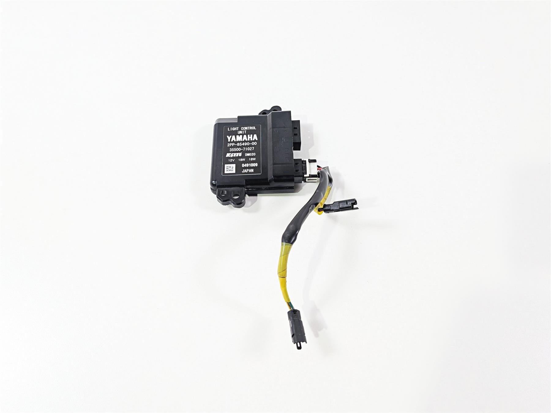 2023 Yamaha MT10 MTN1000 Light Control Module Unit Back Box 2PP-85490-00 {{ shop.shopifyCountryName }} - Mototech271