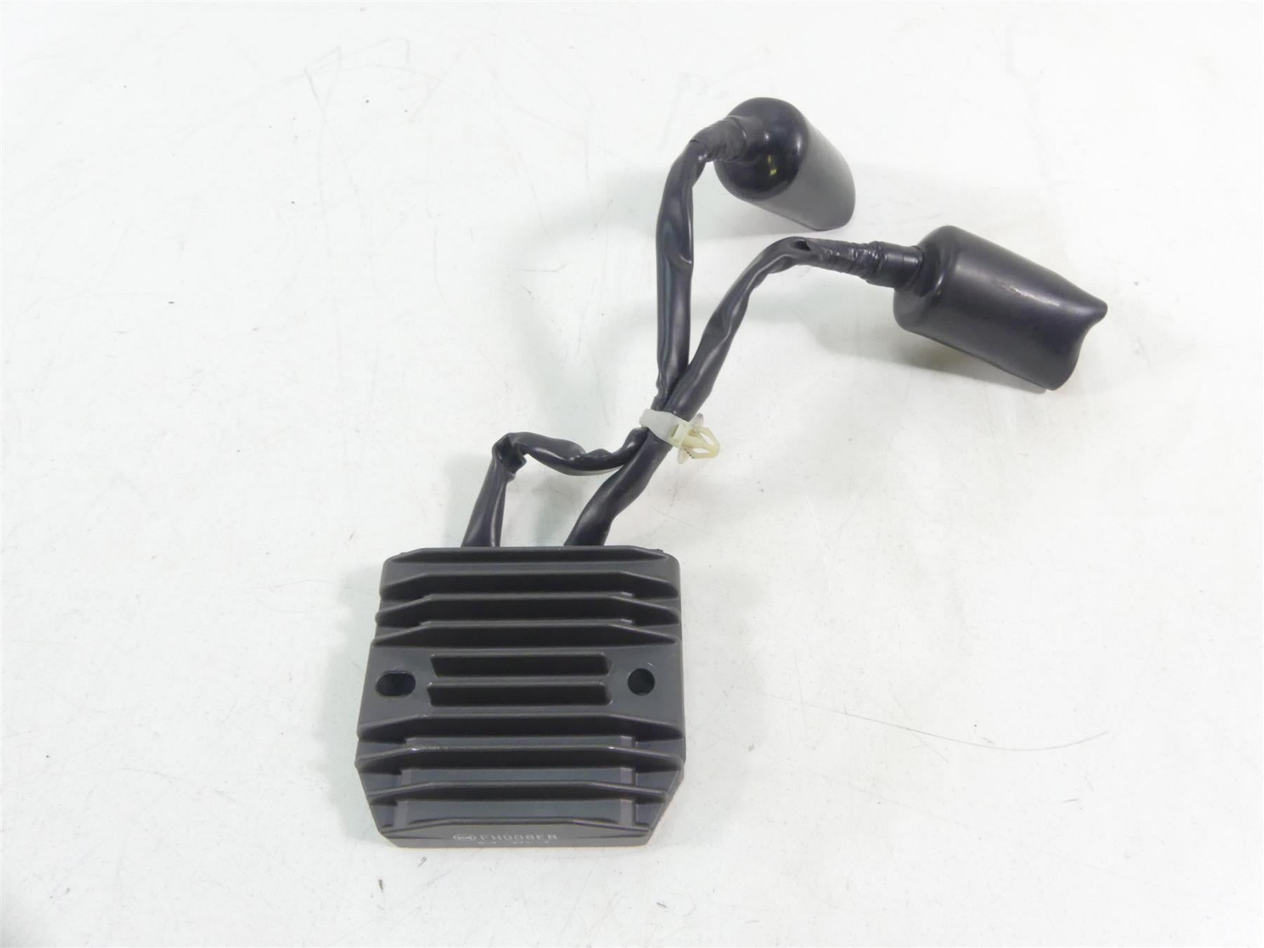 2004 Honda CBR1000RR SC57 Rectifier Voltage Regulator 31600-MEL-013 FH008EB {{ shop.shopifyCountryName }} - Mototech271