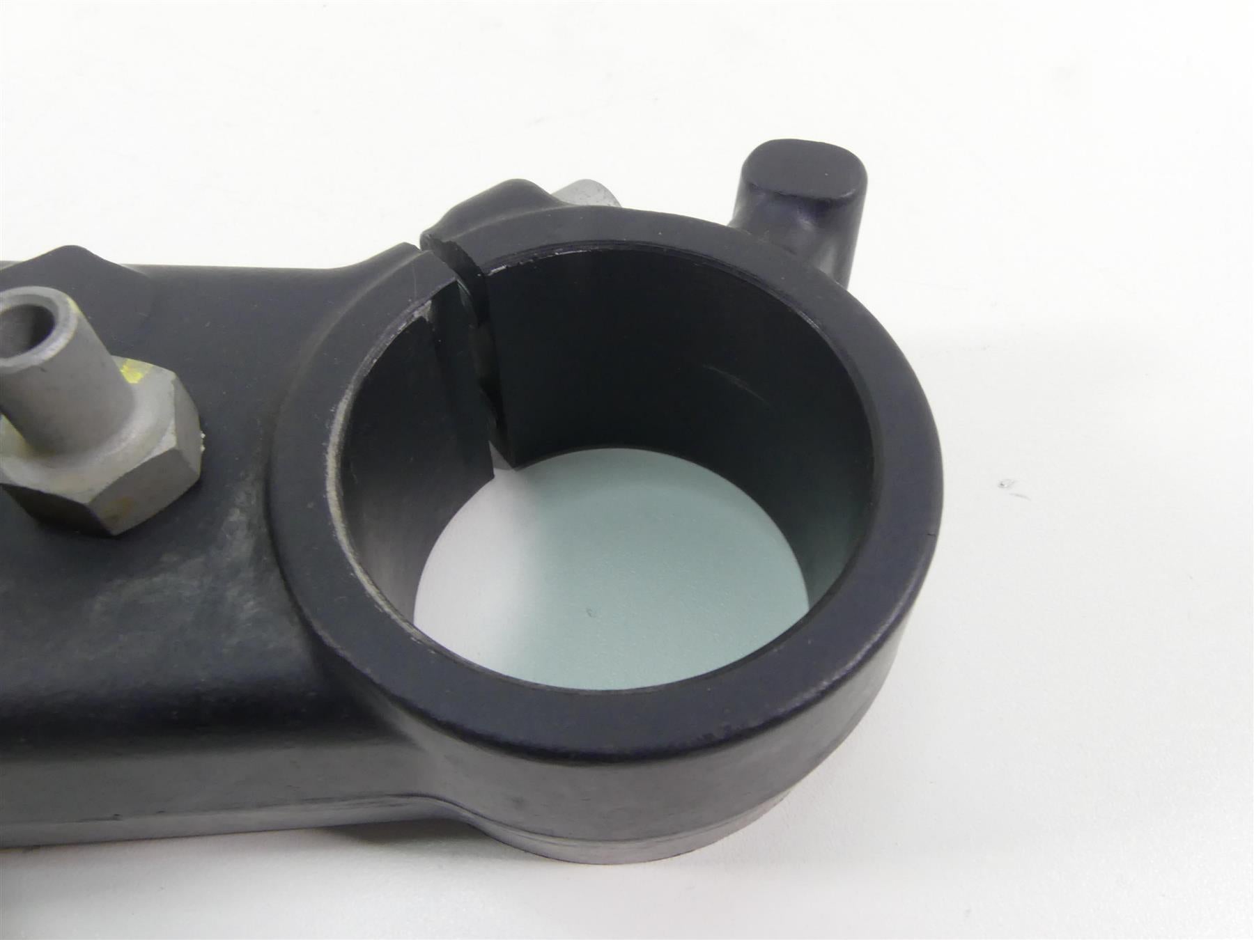 2021 Aprilia Tuono 660 Lower Triple Tree Steering Clamp 2B007296 {{ shop.shopifyCountryName }} - Mototech271