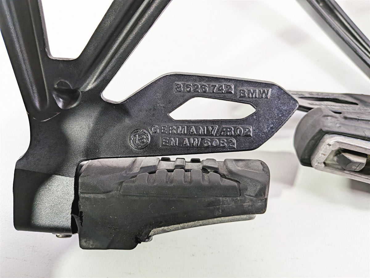 2015 BMW R1200GS K50 Rear Black Passenger Foot Peg Set 46718526741 46718526742 {{ shop.shopifyCountryName }} - Mototech271