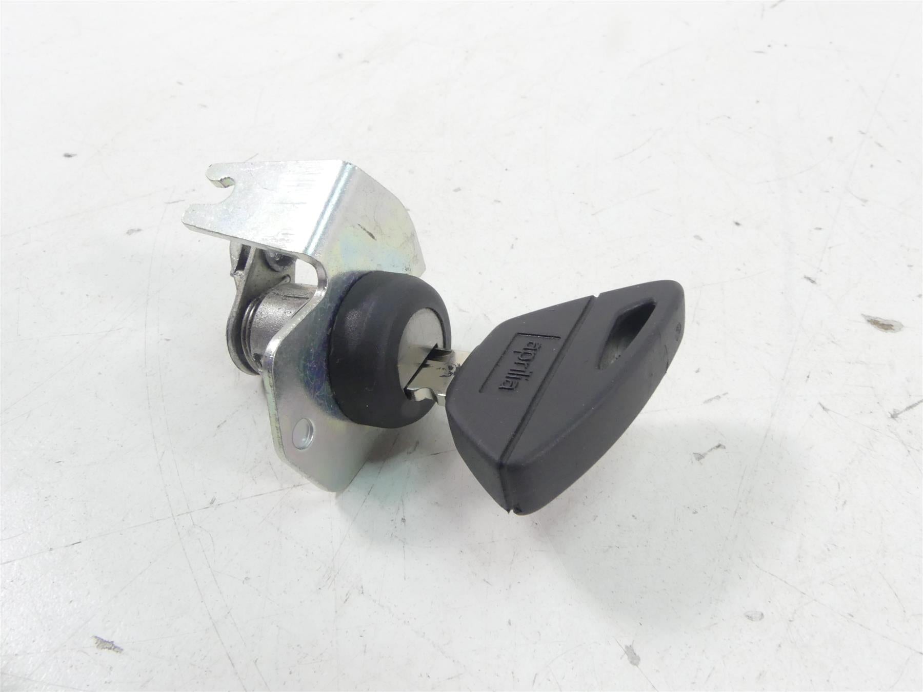 2021 Aprilia RS 660 Cdi Speedometer 3K Ignition Switch Key Set 2D000554 CM301806 {{ shop.shopifyCountryName }} - Mototech271