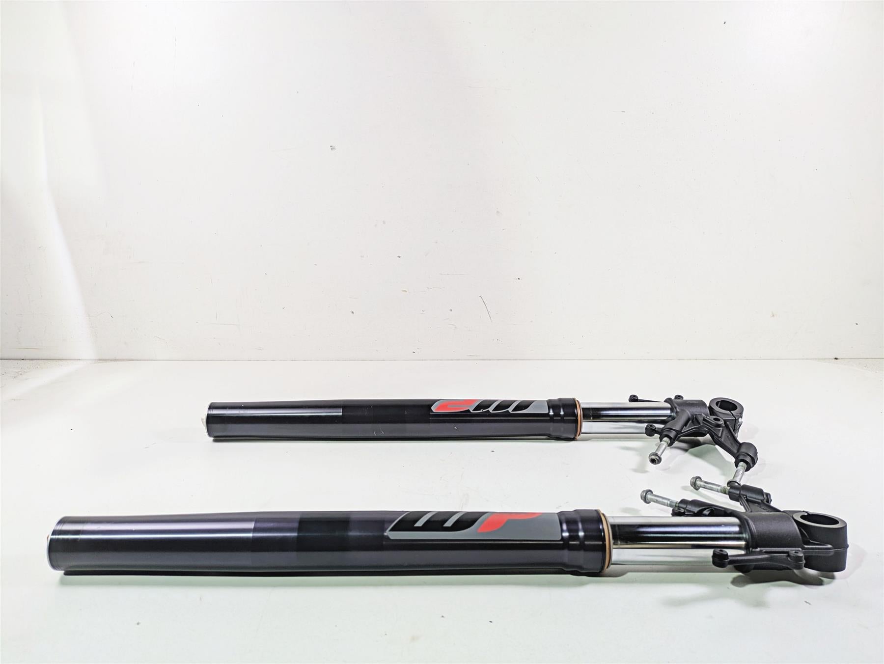 2018 KTM 1290 Super Duke R Straight WP Front Forks Suspension Leg Set 14188Q2201 {{ shop.shopifyCountryName }} - Mototech271