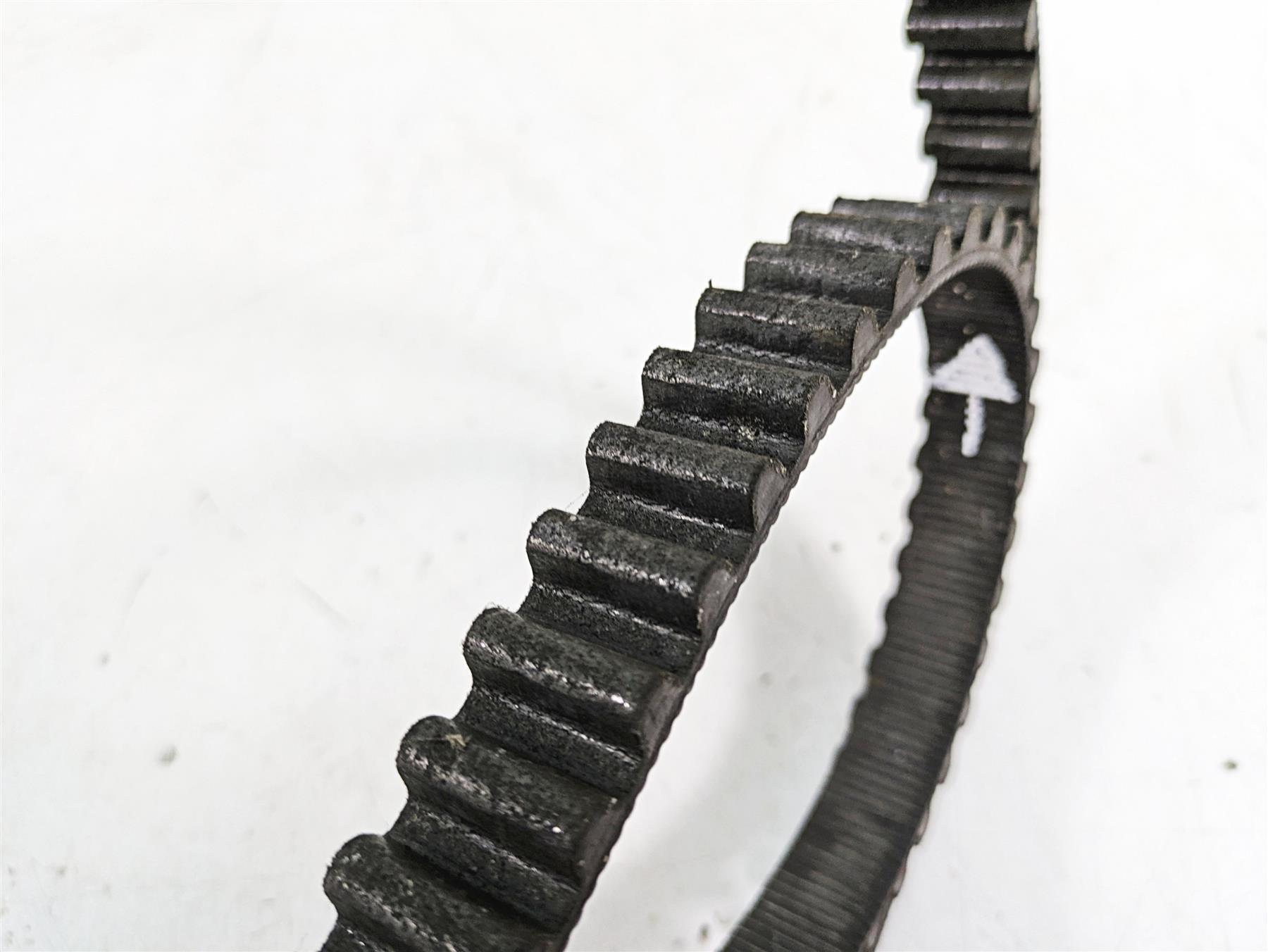 2011 Harley Touring FLHR Road King Rear Drive Belt 140T 1" 40024-09A {{ shop.shopifyCountryName }} - Mototech271