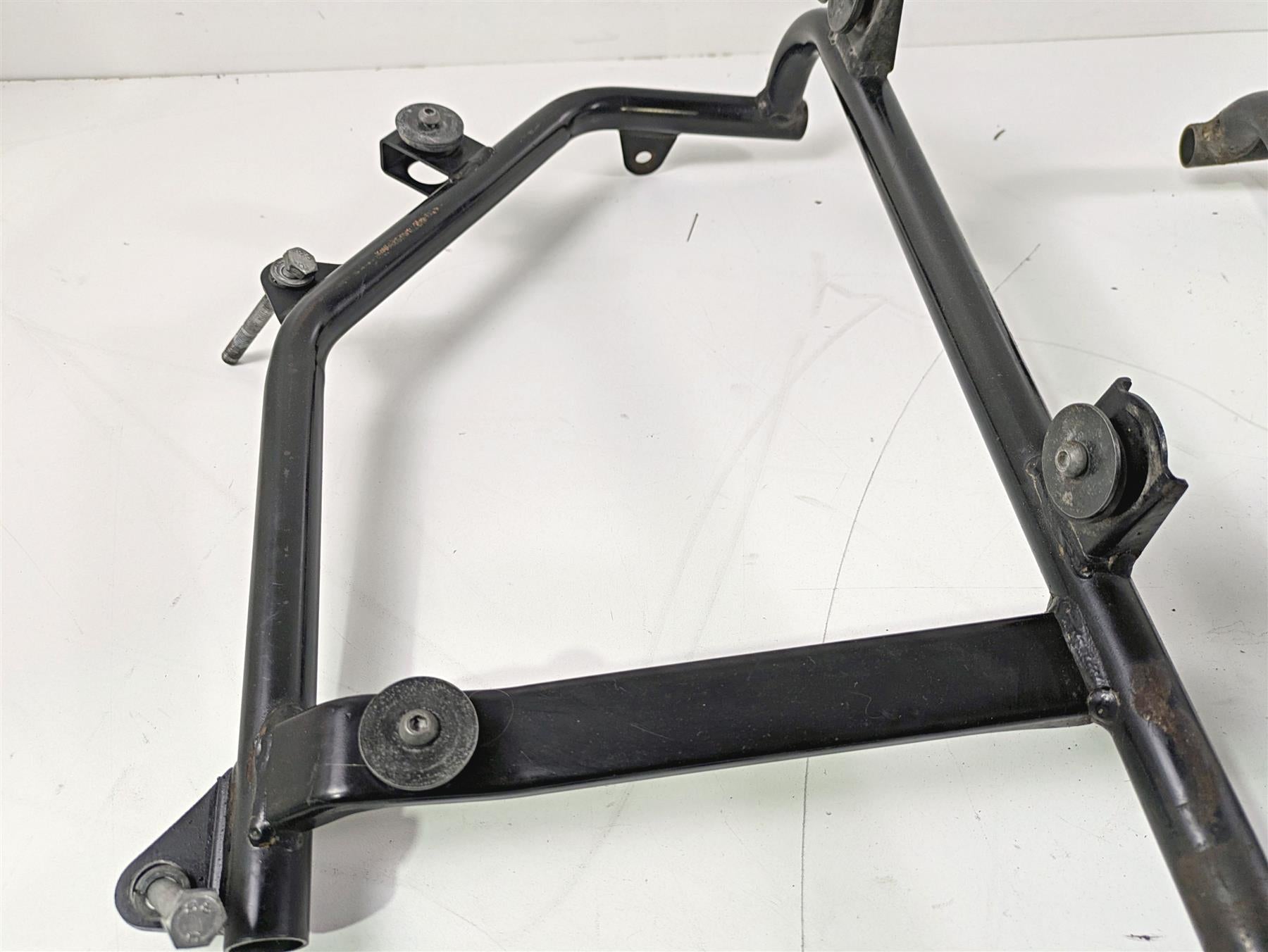 2008 Yamaha XVS1300 V-Star Tourer Saddlebag Mount Holder Set 5S6-28474-00-00 {{ shop.shopifyCountryName }} - Mototech271