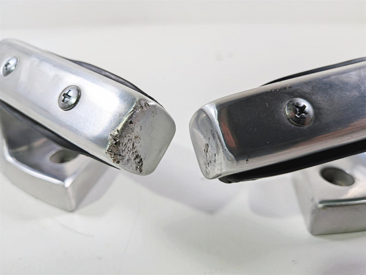 2006 Suzuki C90 VL1500T Boulevard Rear Passenger Footpeg Set 43811-10F10 {{ shop.shopifyCountryName }} - Mototech271