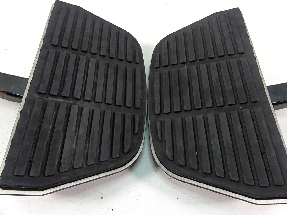 2003 Harley Touring FLHTCI E-Glide 100TH Rear Floor Board Set 52719-93B {{ shop.shopifyCountryName }} - Mototech271