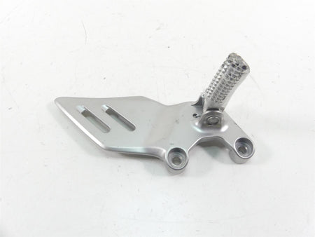 2022 Yamaha MT09 FZ09 Left Front Footpeg & Mount B7N-27442-00-00 {{ shop.shopifyCountryName }} - Mototech271