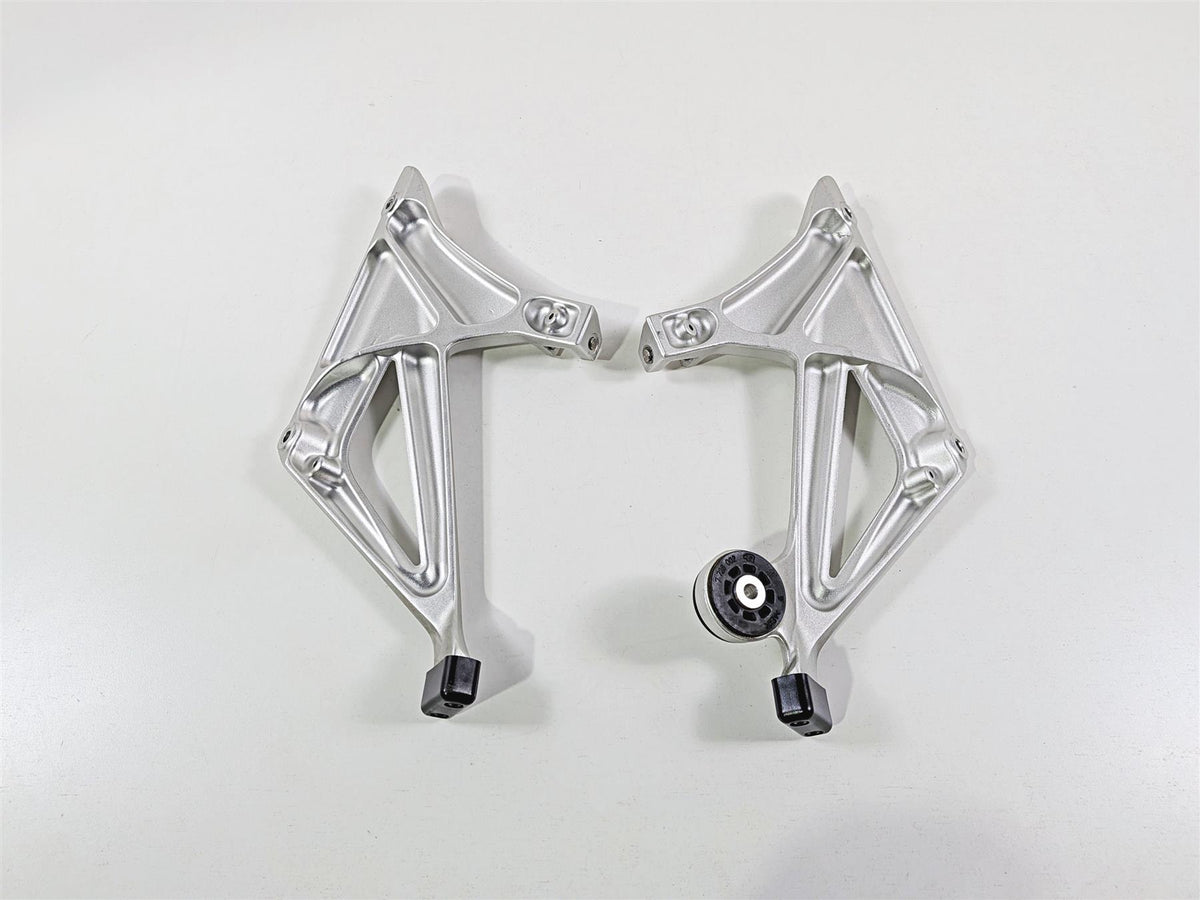 2023 BMW R1250RT RTP K52 Rear Foot Peg Rest Mount Set 46718534789 46718534790 {{ shop.shopifyCountryName }} - Mototech271