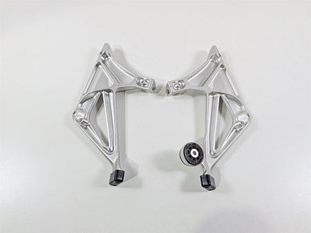 2023 BMW R1250RT RTP K52 Rear Foot Peg Rest Mount Set 46718534789 46718534790 {{ shop.shopifyCountryName }} - Mototech271