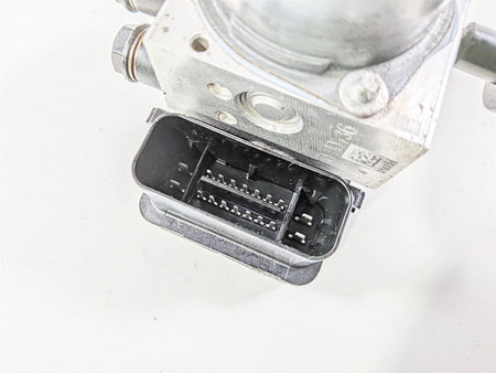 2015 Ducati Diavel Dark Abs Brake Pump Module 54240491A-Mototech271
