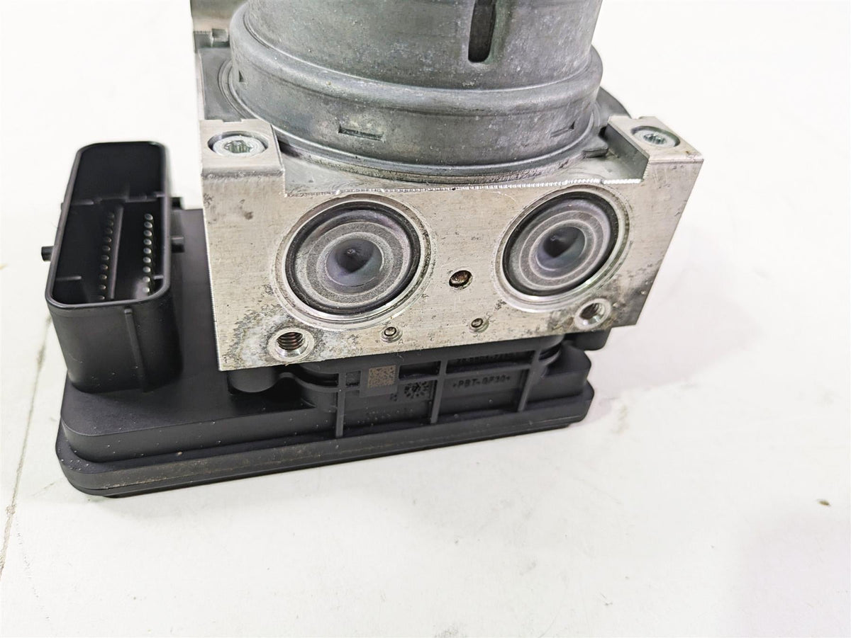 2015 BMW R1200GS Adv K51 Abs Brake Pump Unit Module 34518554180 8554177 {{ shop.shopifyCountryName }} - Mototech271