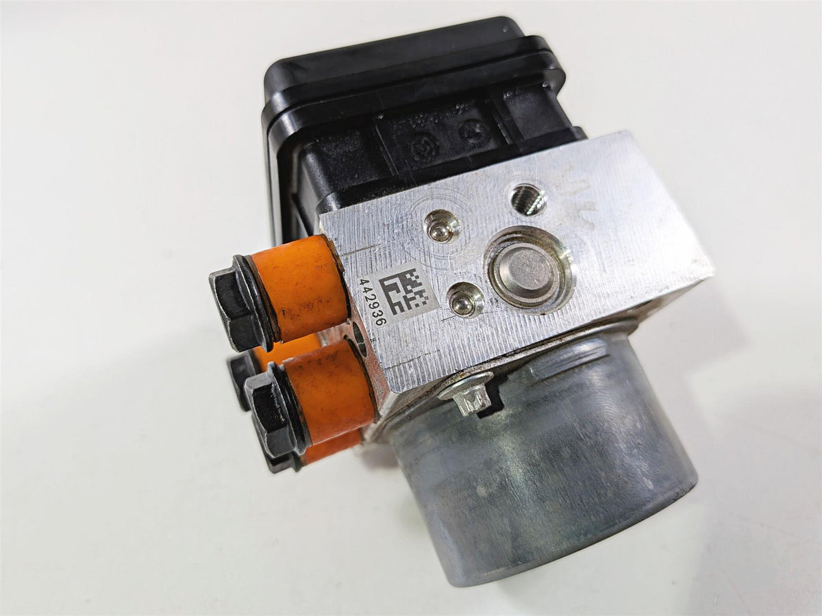 2015 Ducati Scrambler Urban Enduro Abs Brake Pump Control Module 54240521C-Mototech271