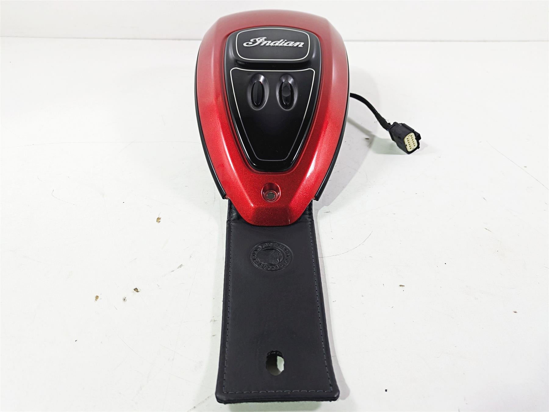2019 Indian Chieftain Limited Gas Tank Cover Console & Switches Ruby Red 5633653 {{ shop.shopifyCountryName }} - Mototech271