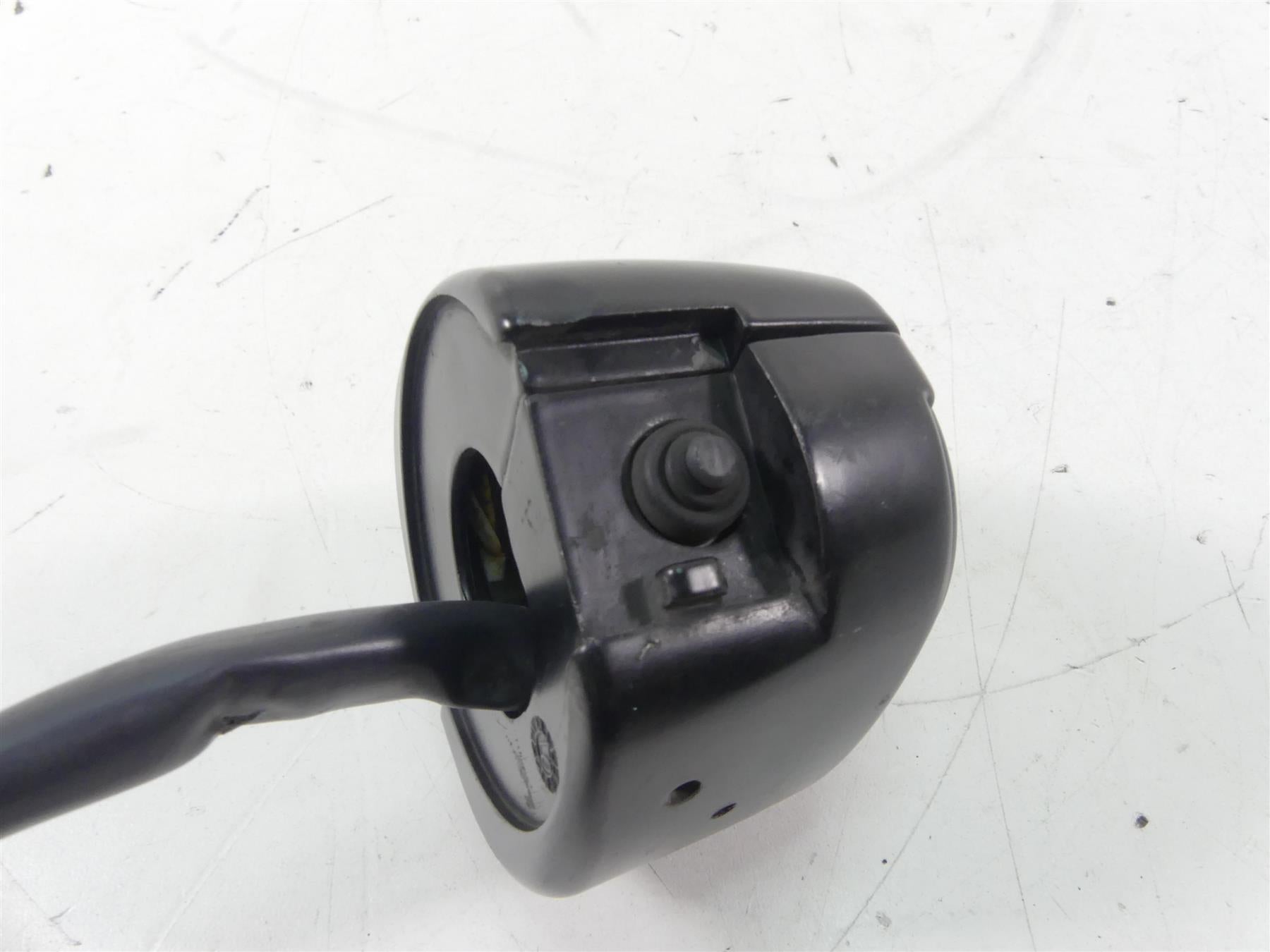 2008 Harley Softail FXSTB Night Train Left Hand Light Control Switch 71621-08 {{ shop.shopifyCountryName }} - Mototech271