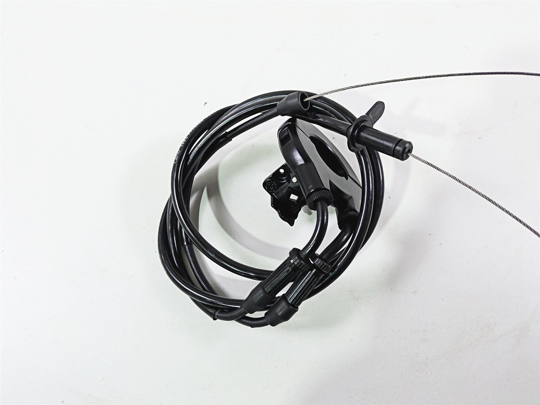 2014 BMW K1300S K40 Throttle Cable Control Set 32737713443 32737713444 {{ shop.shopifyCountryName }} - Mototech271