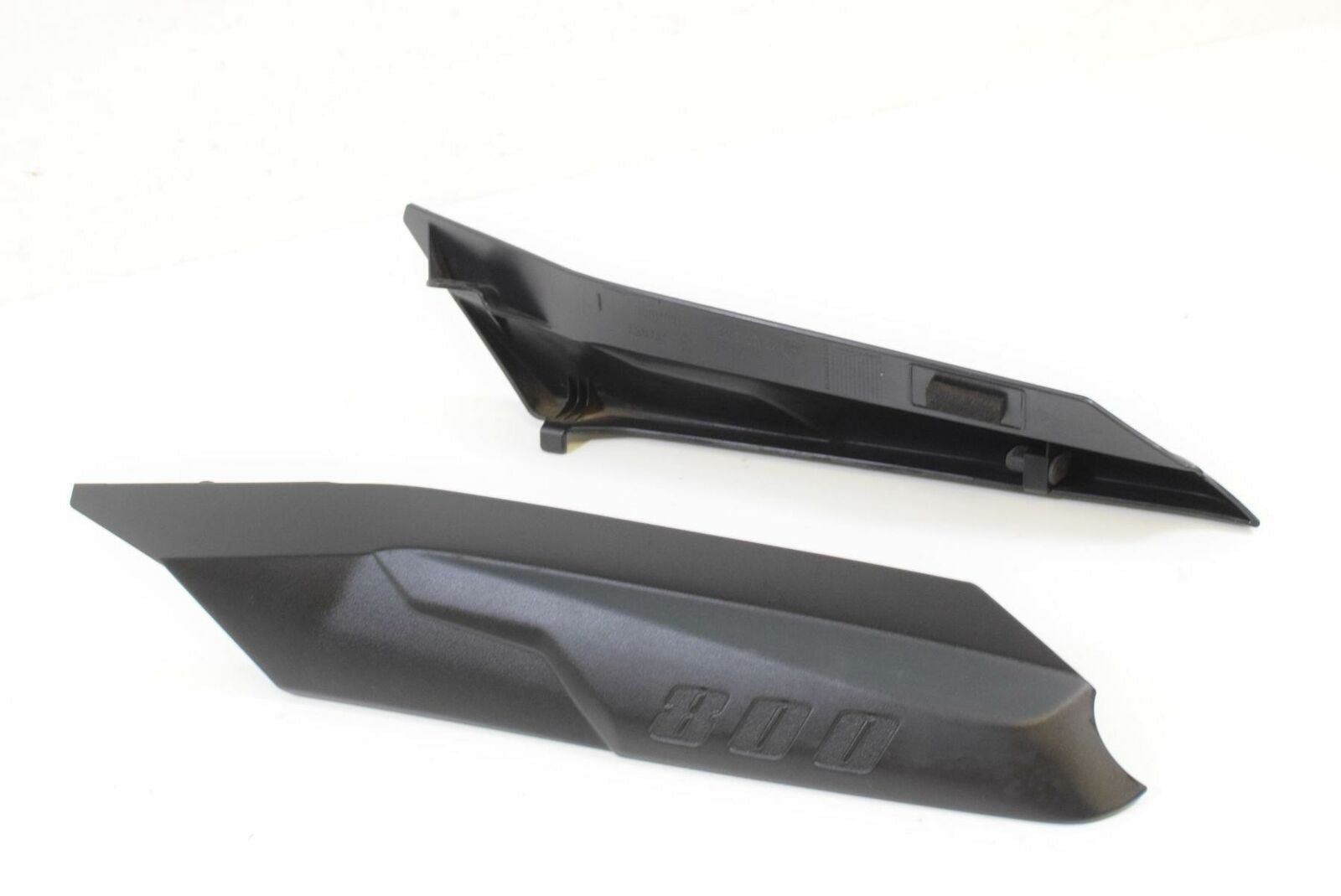 2011 Triumph Tiger 800XC 800 ABS Left Right Undertank Fairing Cover Set T2306253 {{ shop.shopifyCountryName }} - Mototech271