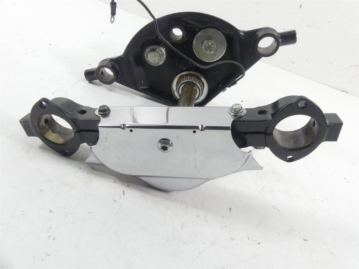 2005 Harley Touring CVO FLHTCSE Electra Glide Upper Lower Triple Tree 45446-87A {{ shop.shopifyCountryName }} - Mototech271