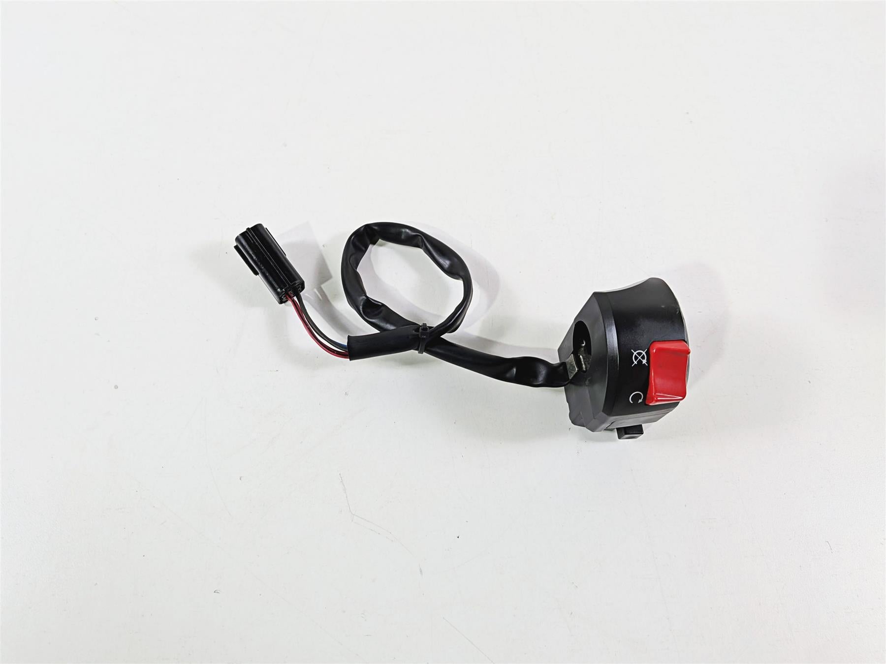 2008 Ducati 1098 SBK Right Hand Start Stop Control Switch 65040111A-Mototech271