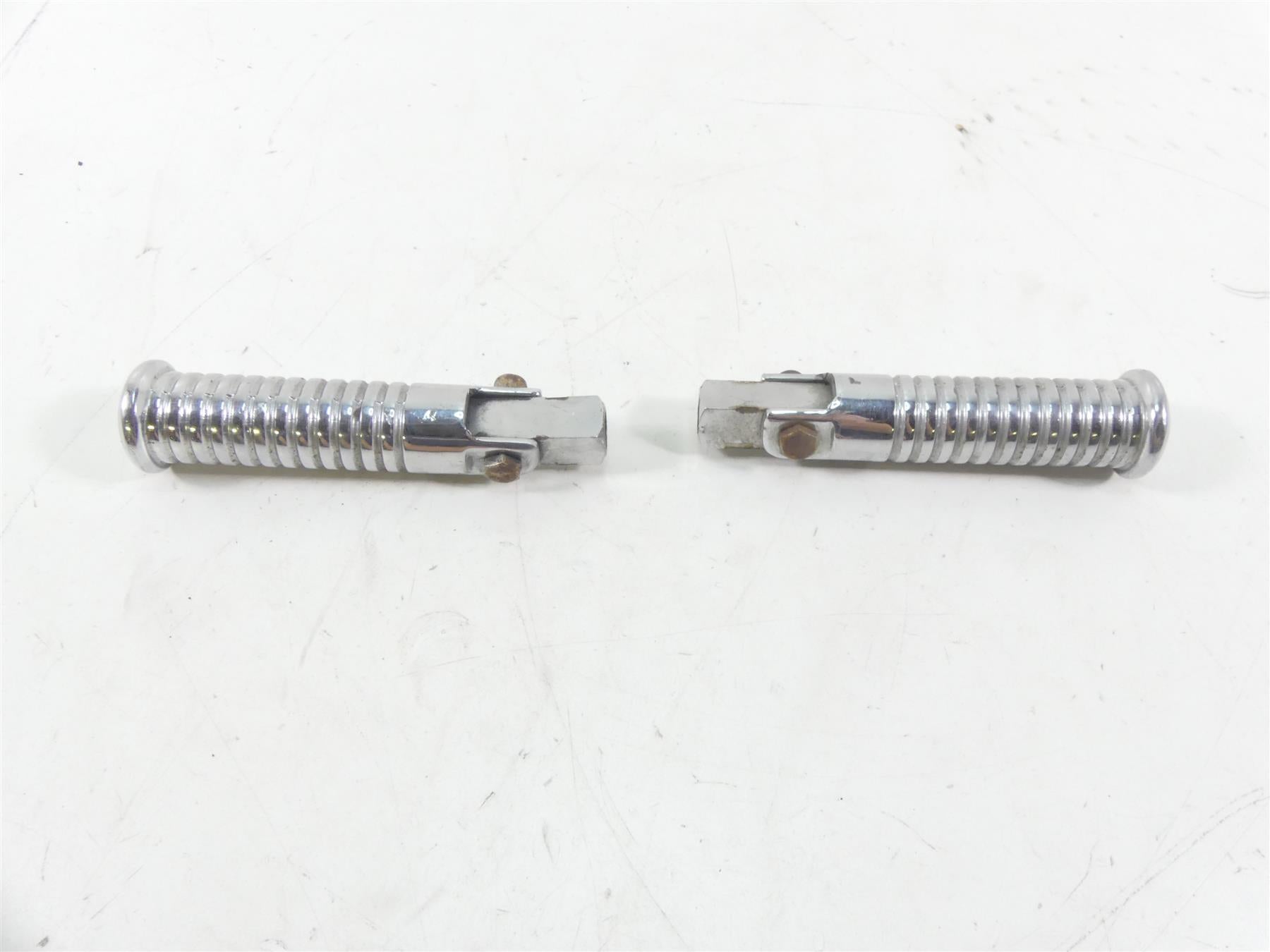 1978 Harley XLH1000 Sportster Ironhead Rear Passenger Footpeg Set 50907-69 {{ shop.shopifyCountryName }} - Mototech271