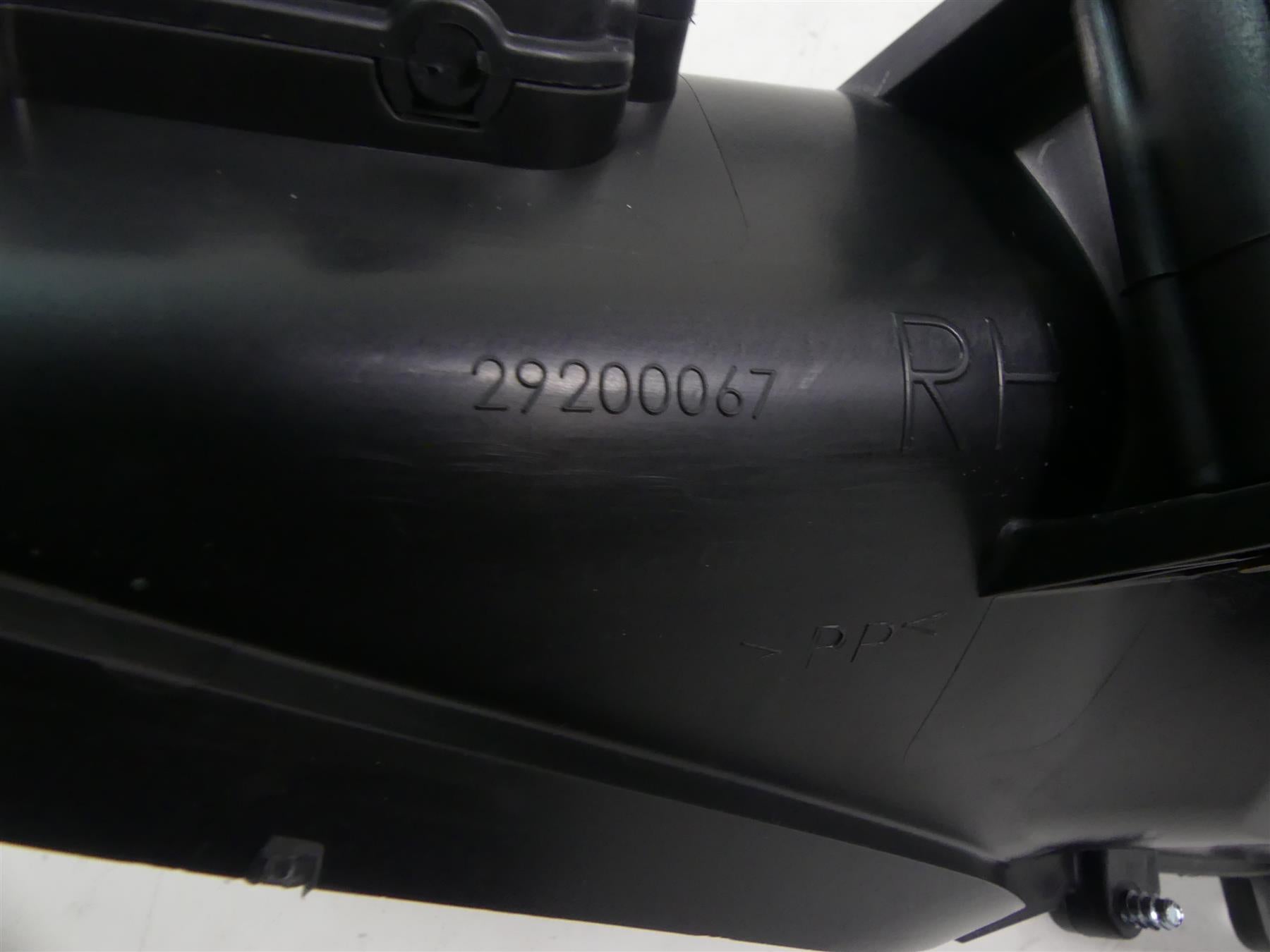 2016 Harley Touring FLTRX Road Glide Right Air Duct Intake Vent Ram 29200067 {{ shop.shopifyCountryName }} - Mototech271
