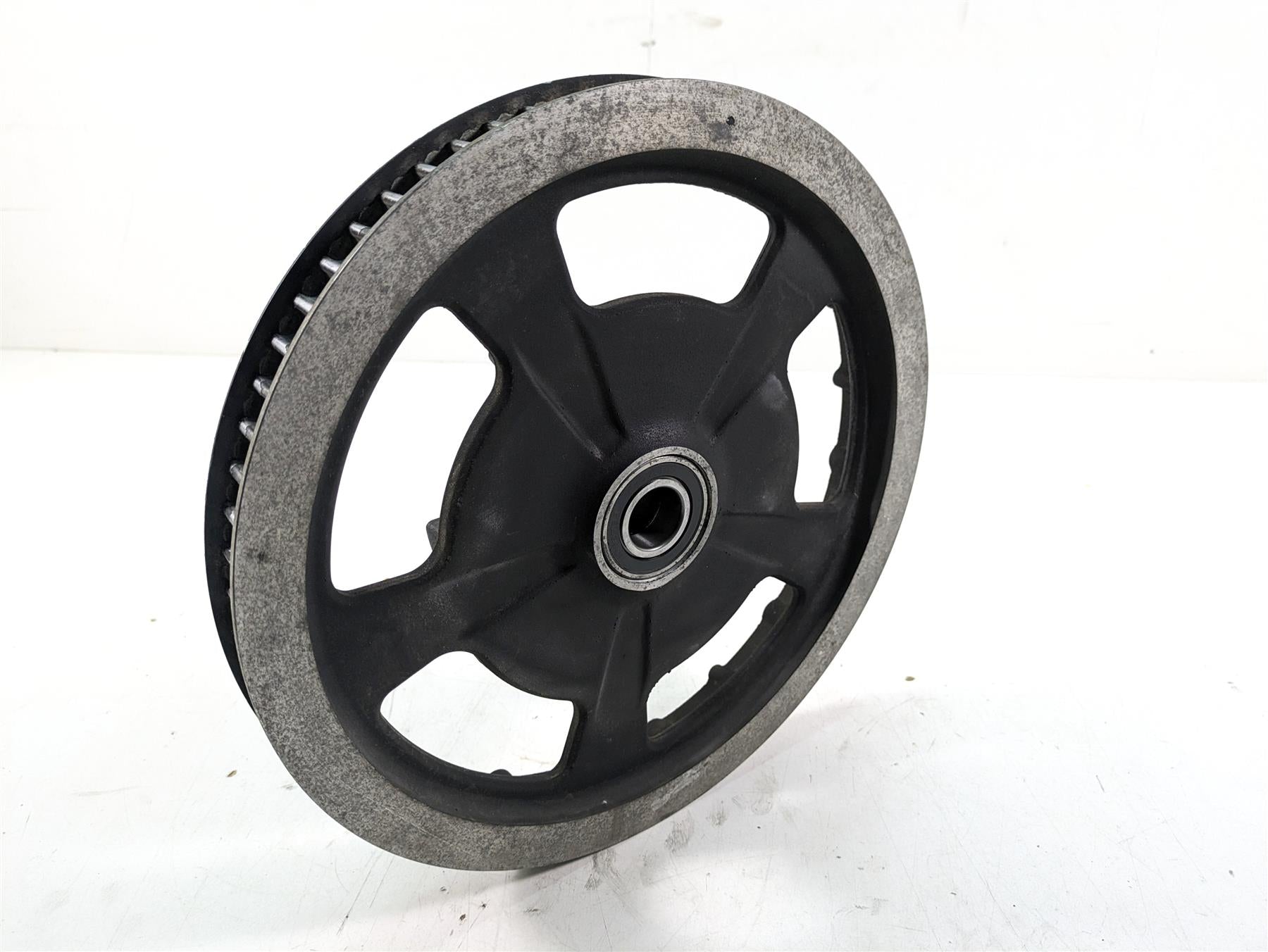 2014 Harley Touring FLHTK Electra Glide Rear Drive Belt Pulley 68T 37781-09