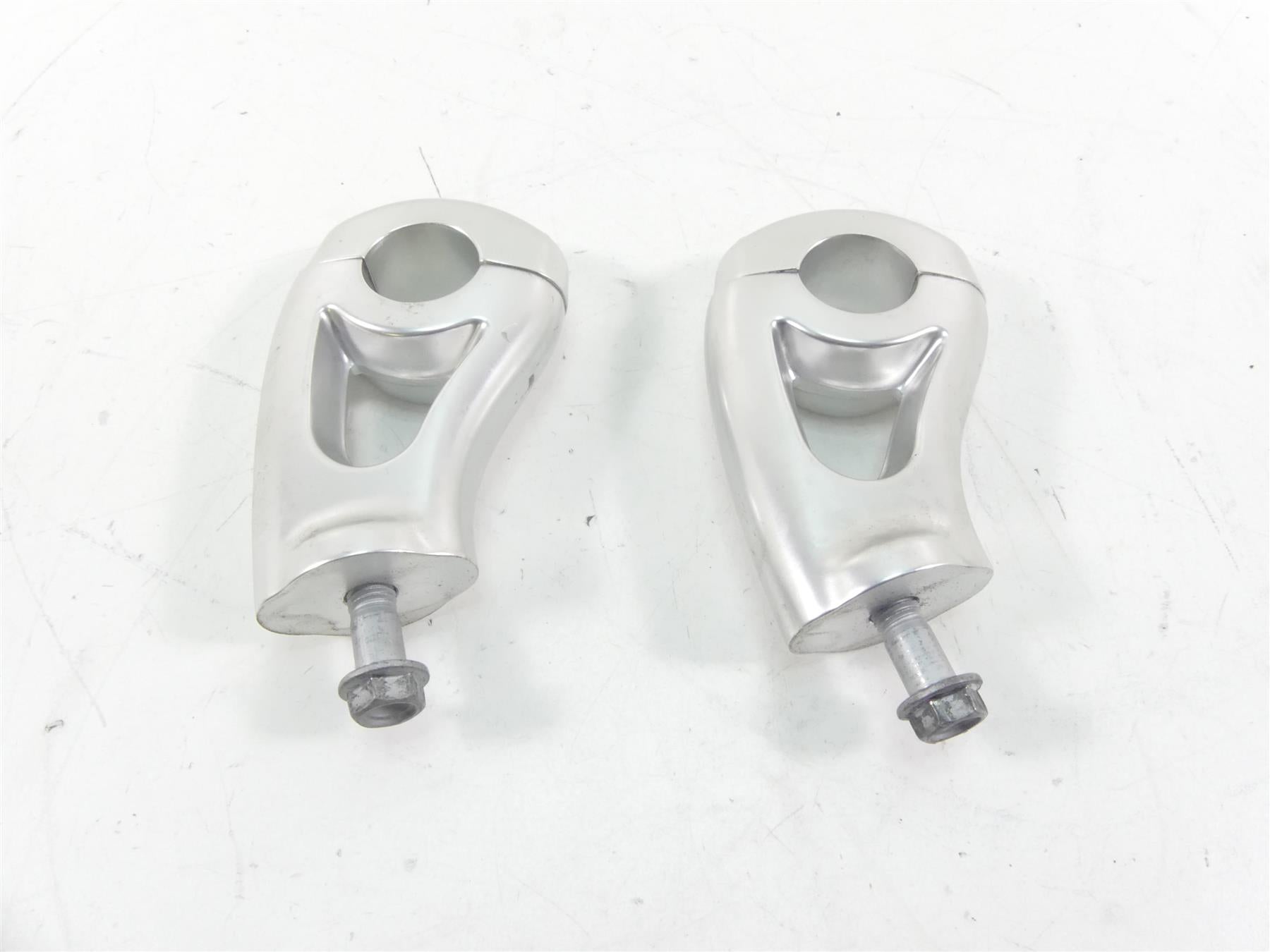 2014 Moto Guzzi Griso 1200 SE 8V Handlebar Riser Holder Mount Set GU06500200 | Mototech271