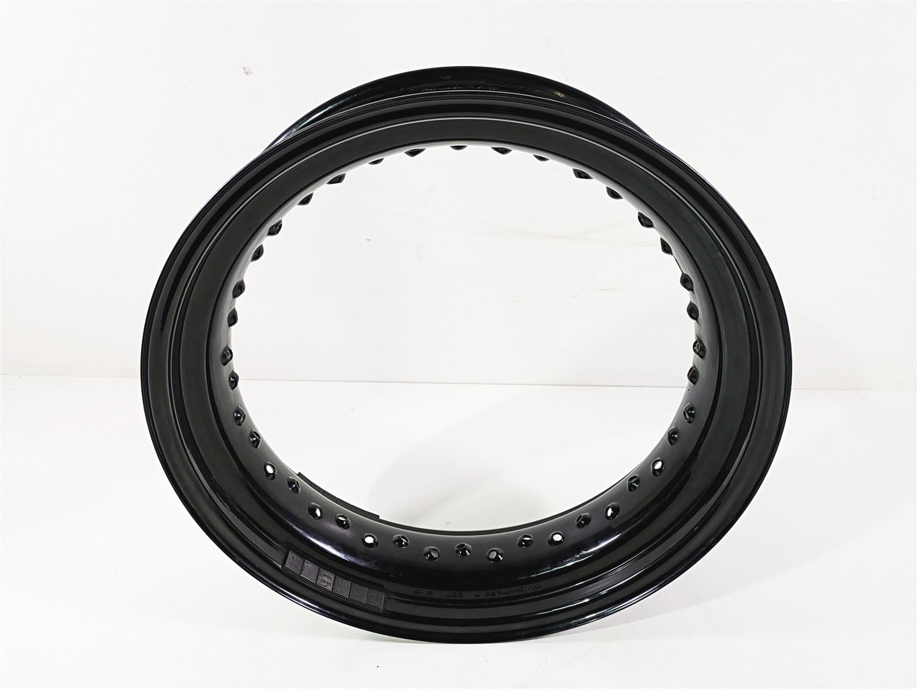 2017 Harley Dyna FXDB Street Bob 17x4.5 Straight Rear Wheel Rim 41430-09A {{ shop.shopifyCountryName }} - Mototech271