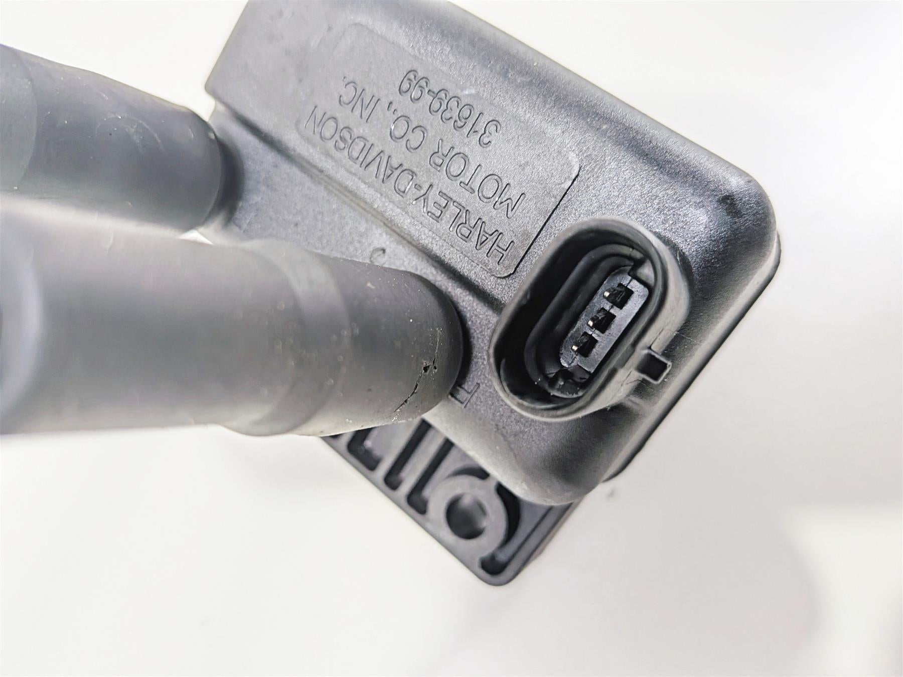 2000 Harley Touring FLHRCI Road King Ignition Coil Wires Plug Set 31639-99 {{ shop.shopifyCountryName }} - Mototech271