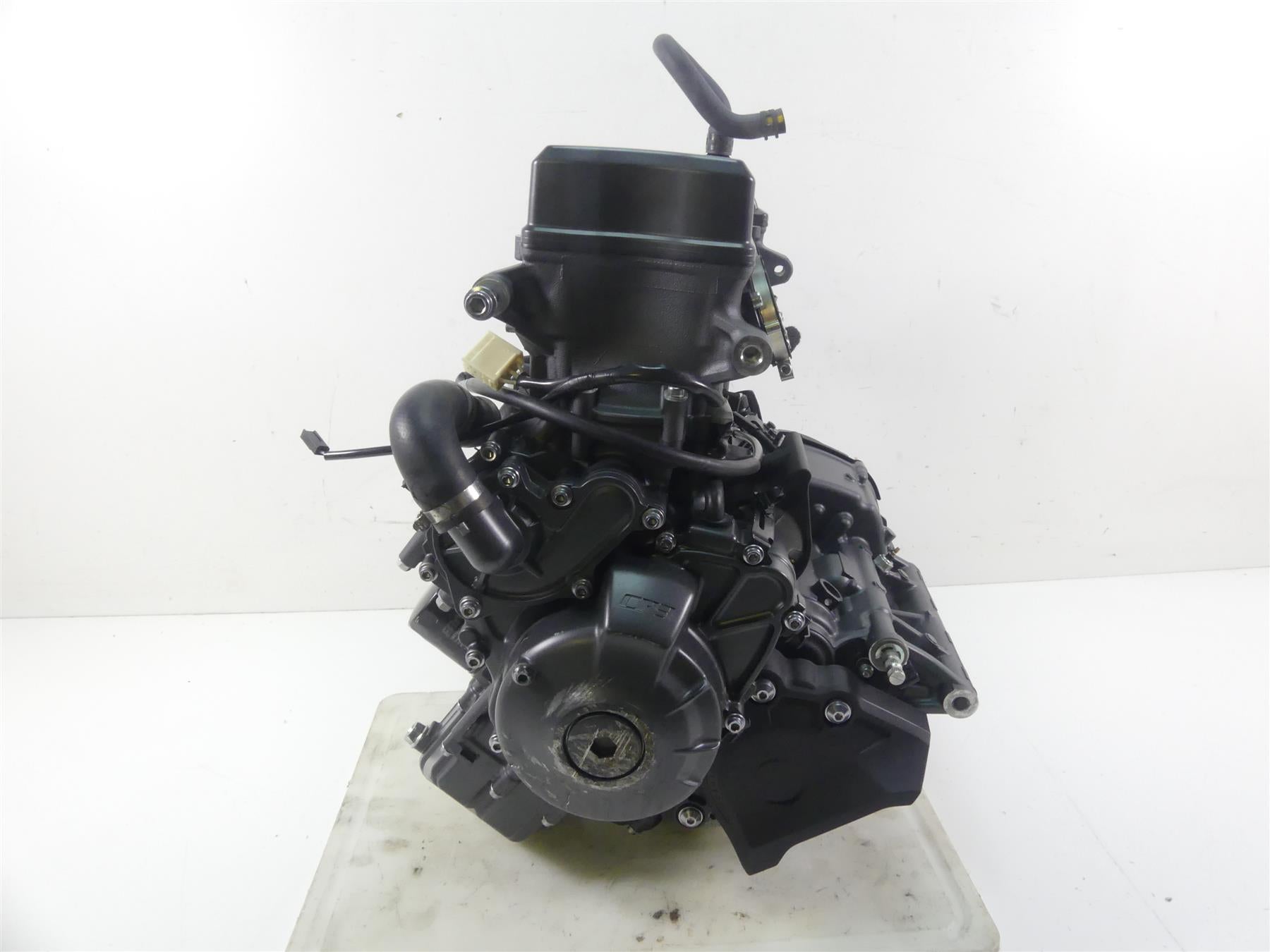 2022 Yamaha MT09 FZ09 Engine Motor - 1k Only - Read B7N-15100-09-00 {{ shop.shopifyCountryName }} - Mototech271