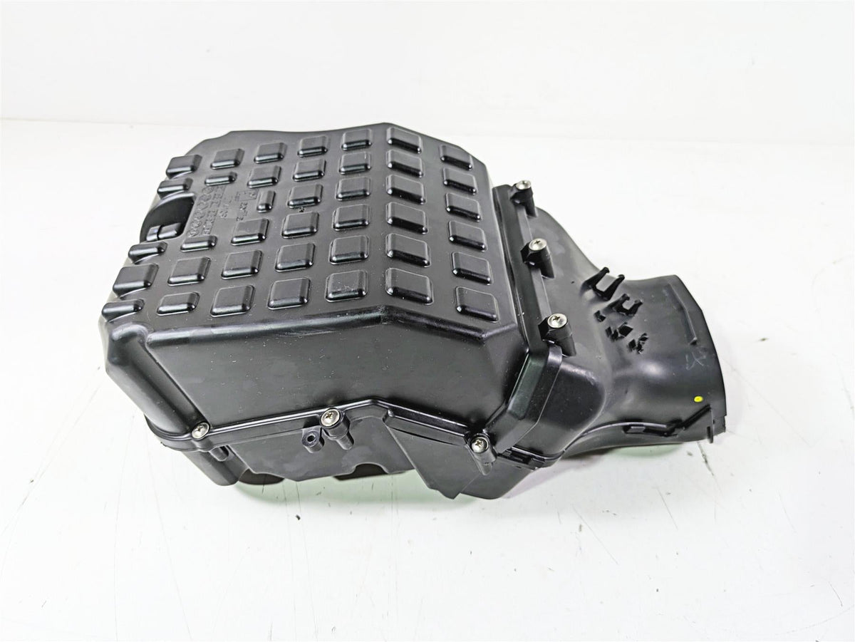 2021 Aprilia RS660 Air Filter Cleaner Breather Box U 2B006527 L 2B006529 {{ shop.shopifyCountryName }} - Mototech271