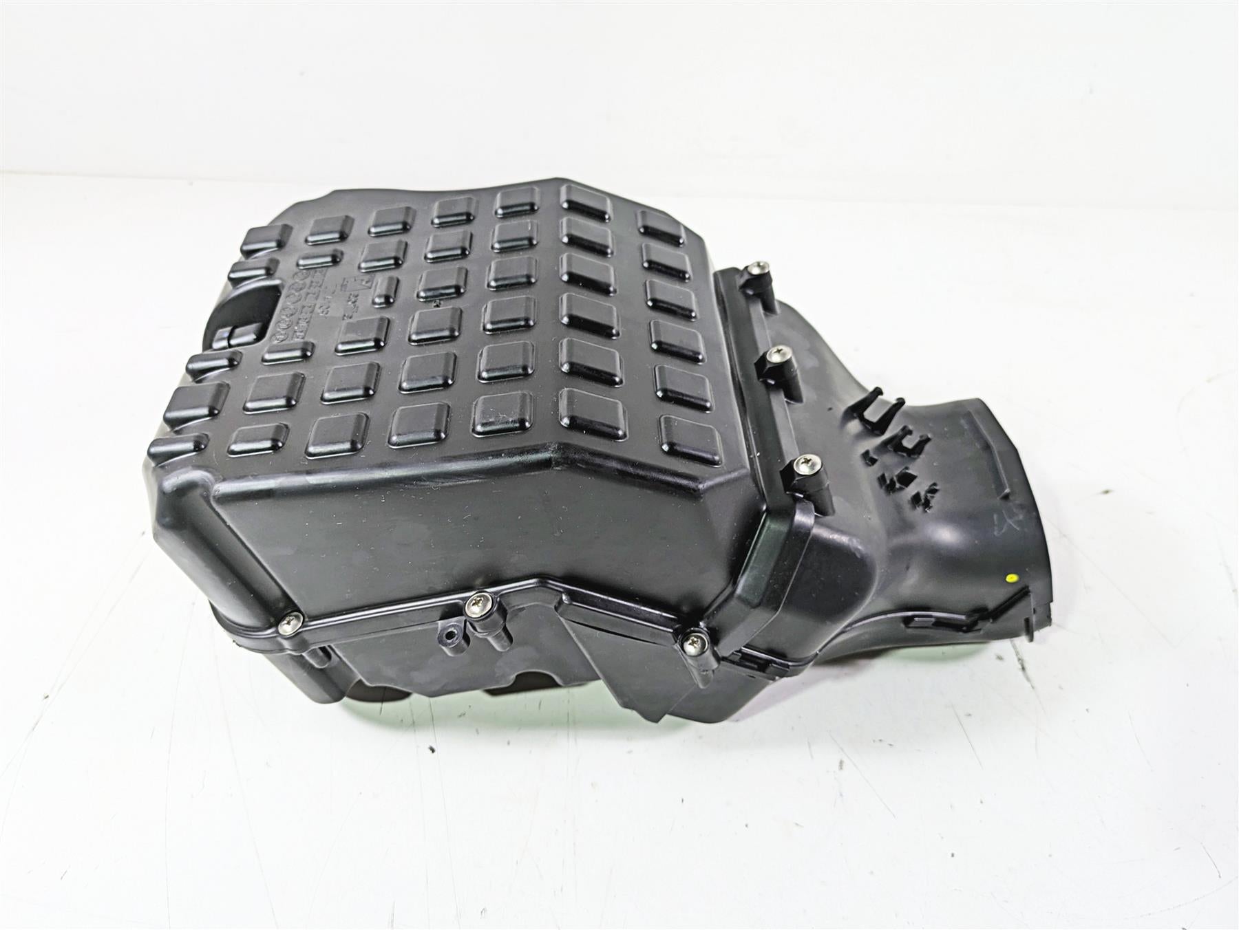 2021 Aprilia RS660 Air Filter Cleaner Breather Box U 2B006527 L 2B006529 {{ shop.shopifyCountryName }} - Mototech271