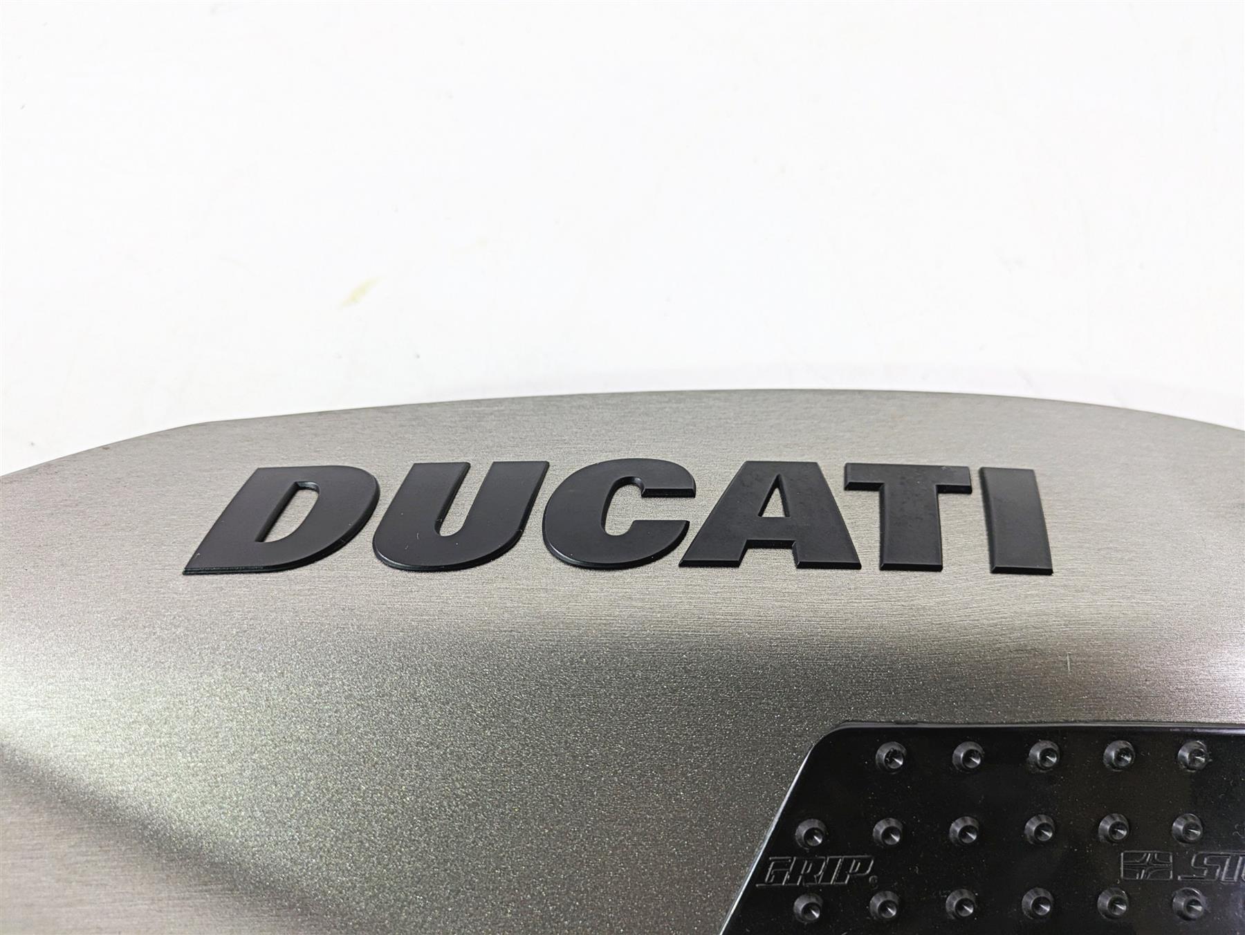 2013 Ducati Hyperstrada 821 Left Tank Cover Fairing Wrapped -Read 480P5681 {{ shop.shopifyCountryName }} - Mototech271