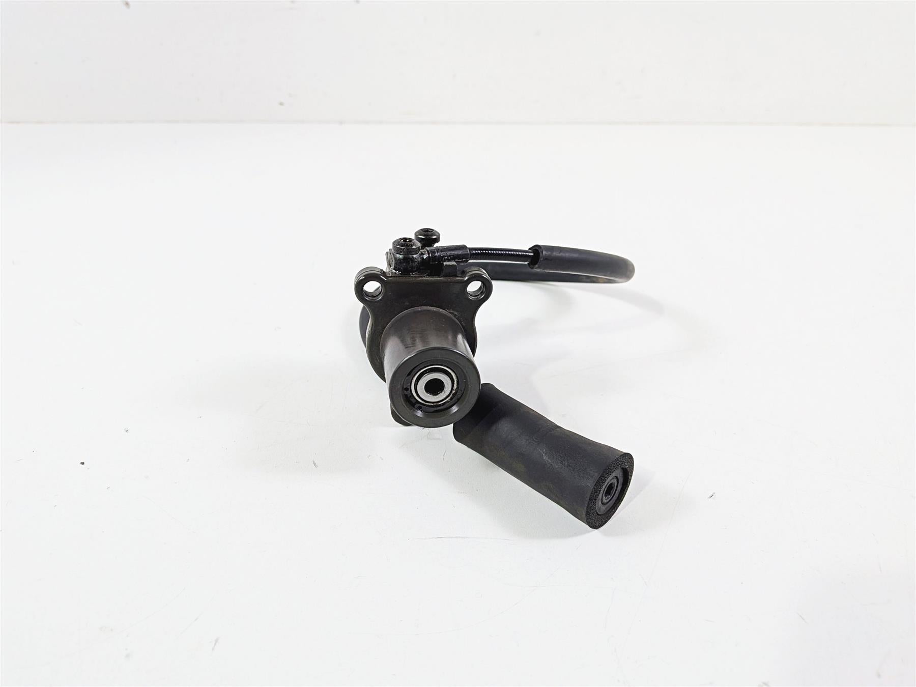 2002 BMW K1200LT 89V3 Clutch Slave Cylinder - Tested 21522333433 {{ shop.shopifyCountryName }} - Mototech271