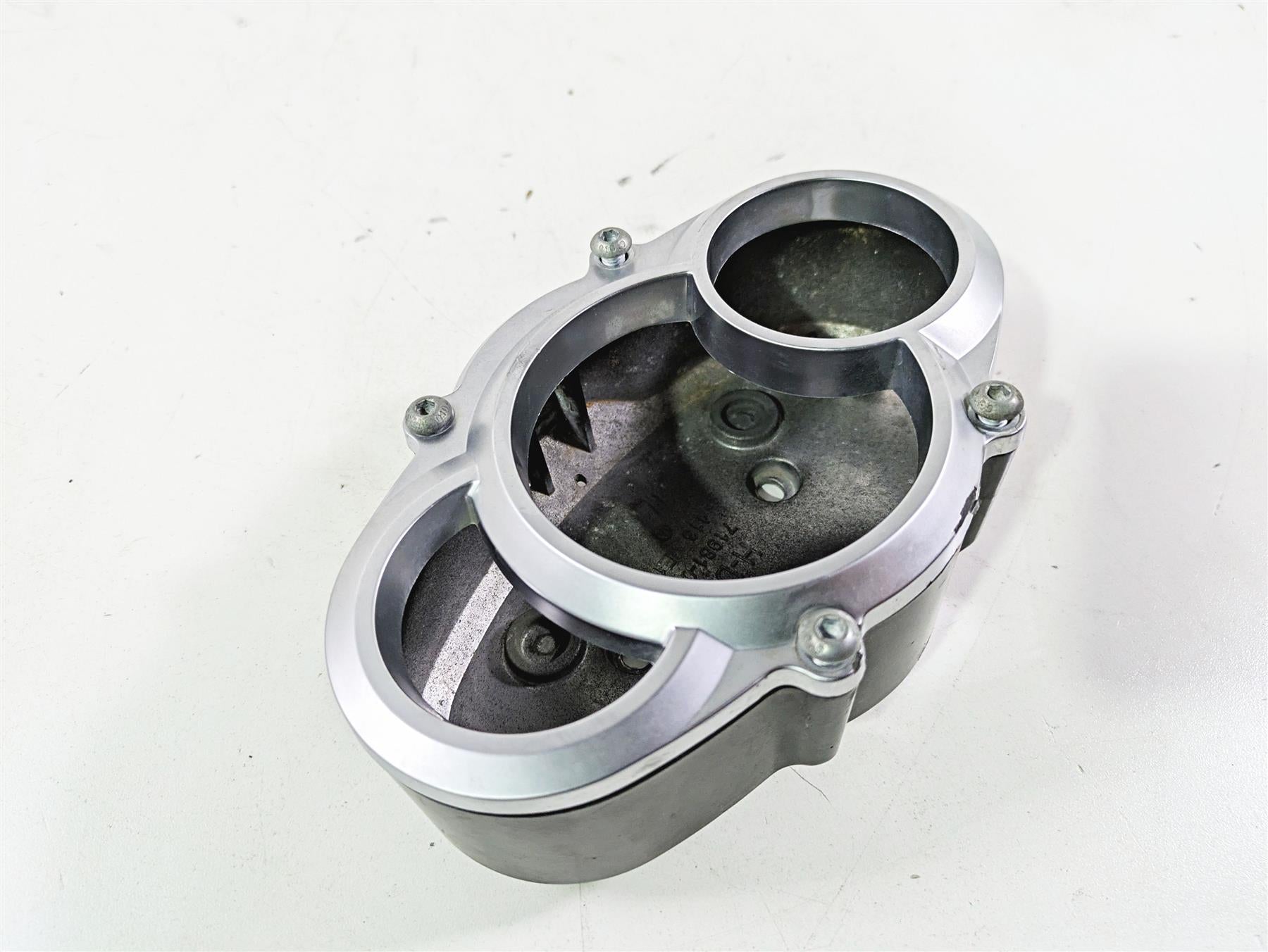 2013 Harley VRSCF Muscle Rod Speedometer Gauges Housing & Bezel 71981-09 {{ shop.shopifyCountryName }} - Mototech271