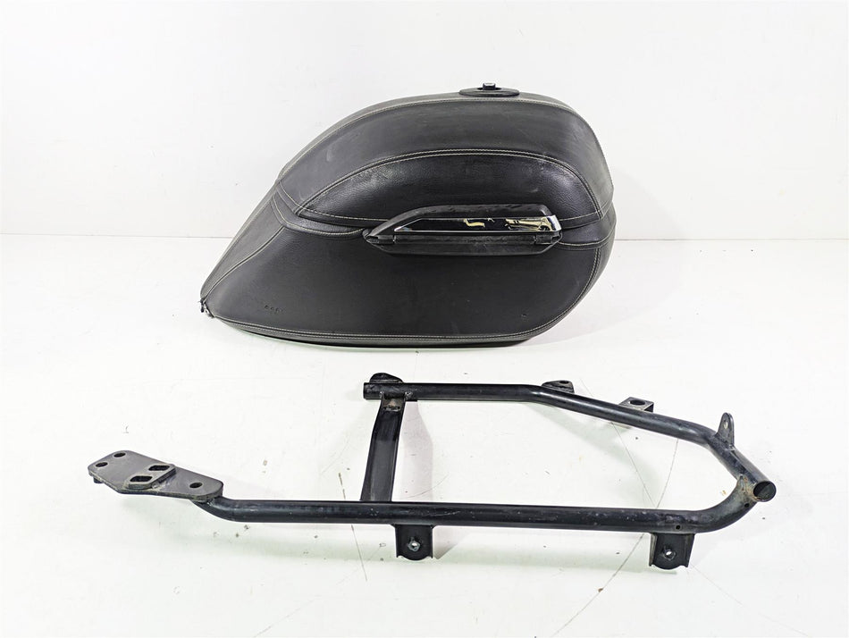 2007 Yamaha XVS1300 V-Star Tour Right Saddlebag + Mount 5S6-F8440-01-00 {{ shop.shopifyCountryName }} - Mototech271