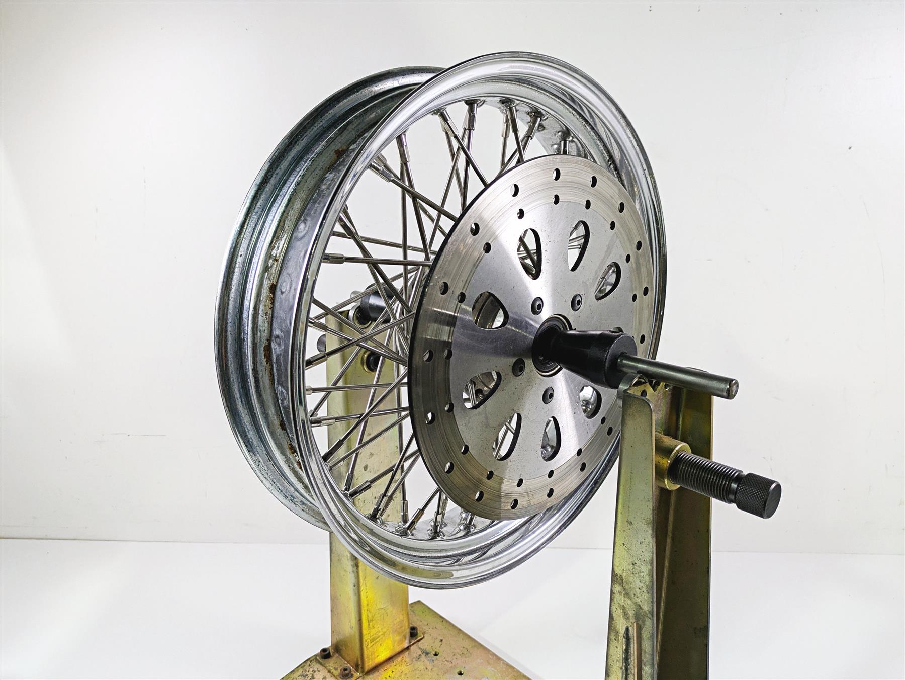 2002 Indian Spirit Deluxe Spoke Front Wheel Rim & Rotor 16x3.5 1mm Runout 21-950